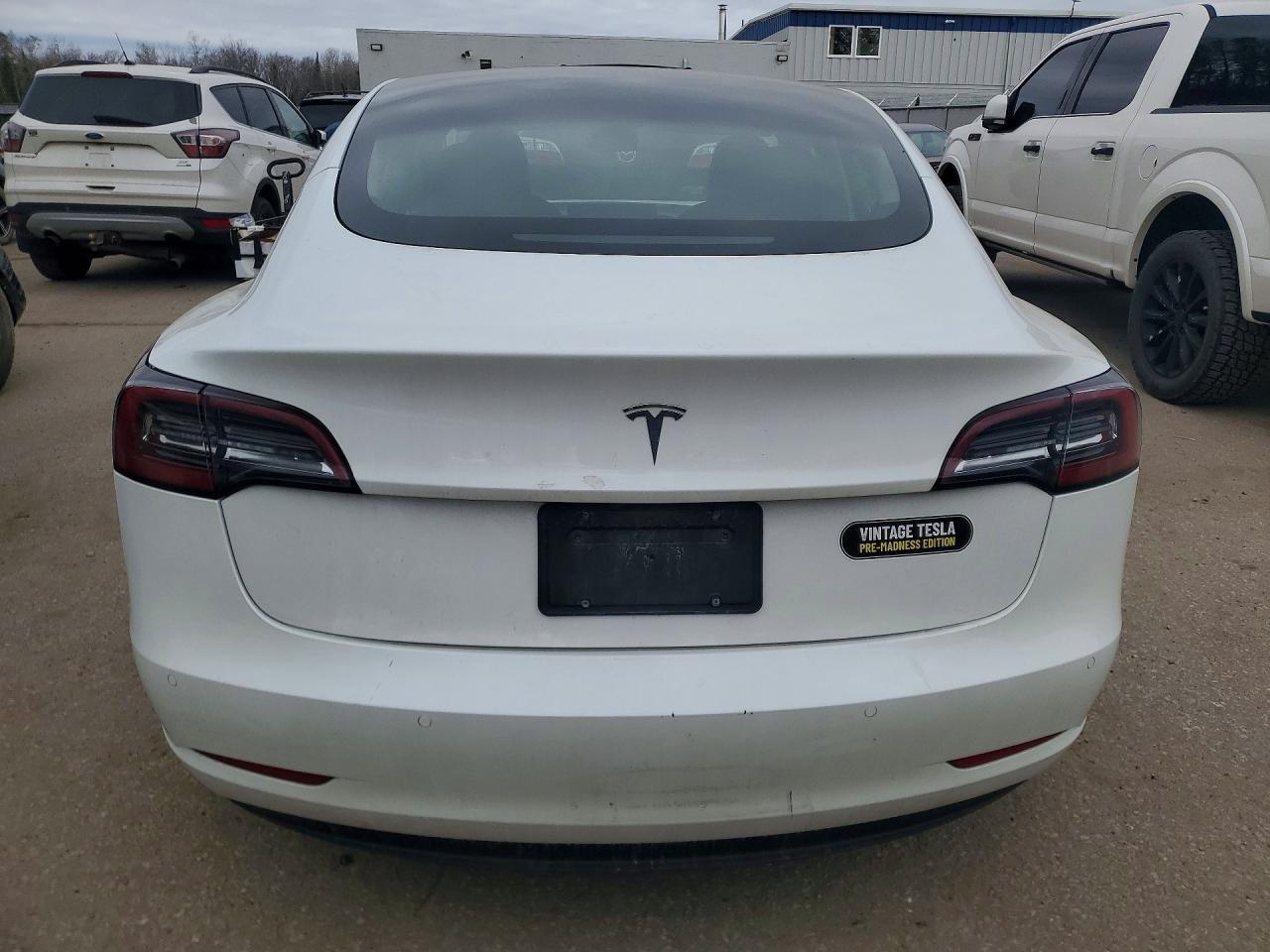 2021 Tesla Model 3 - Фото 6