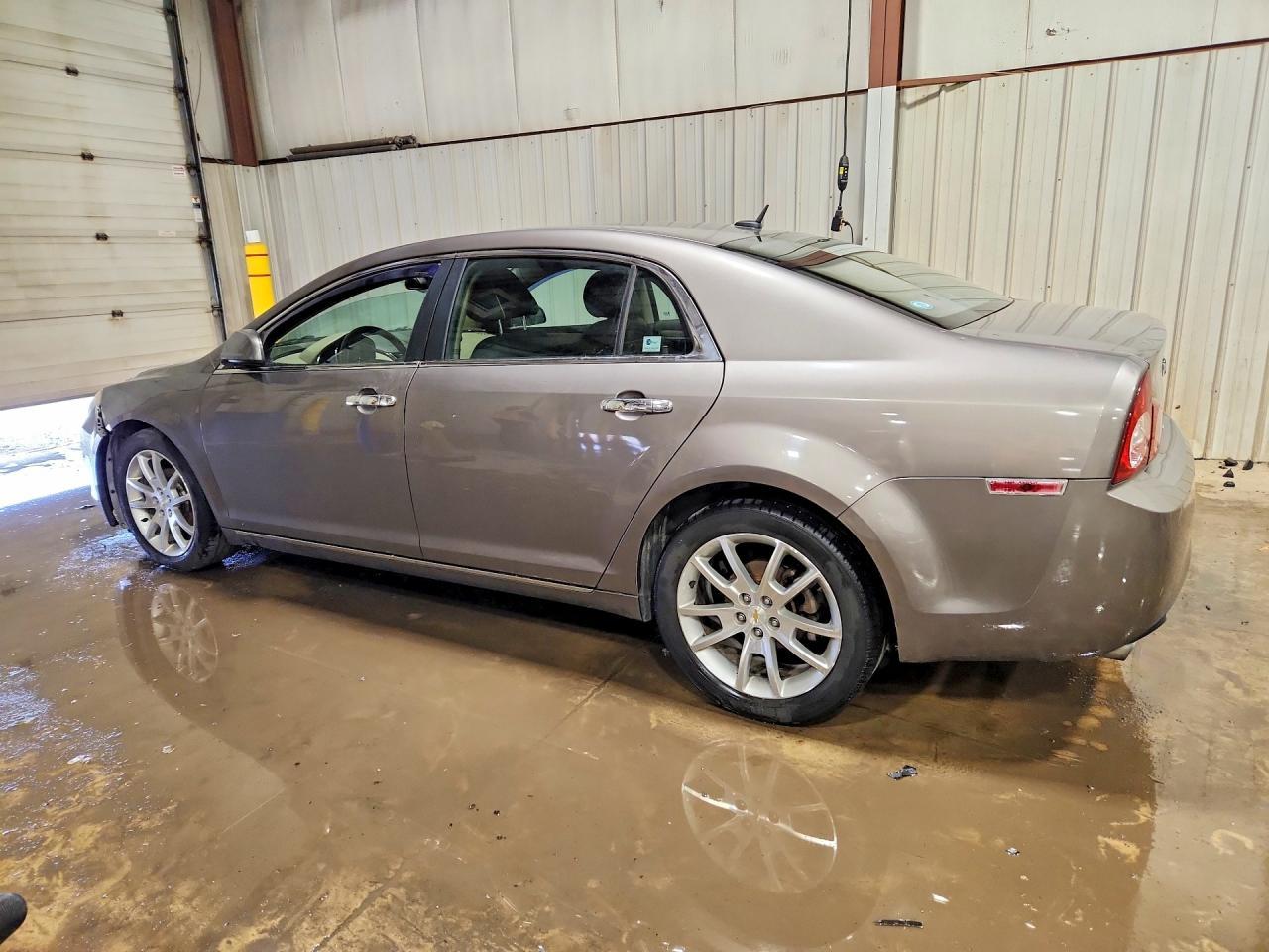 2010 Chevrolet Malibu Ltz - Фото 2