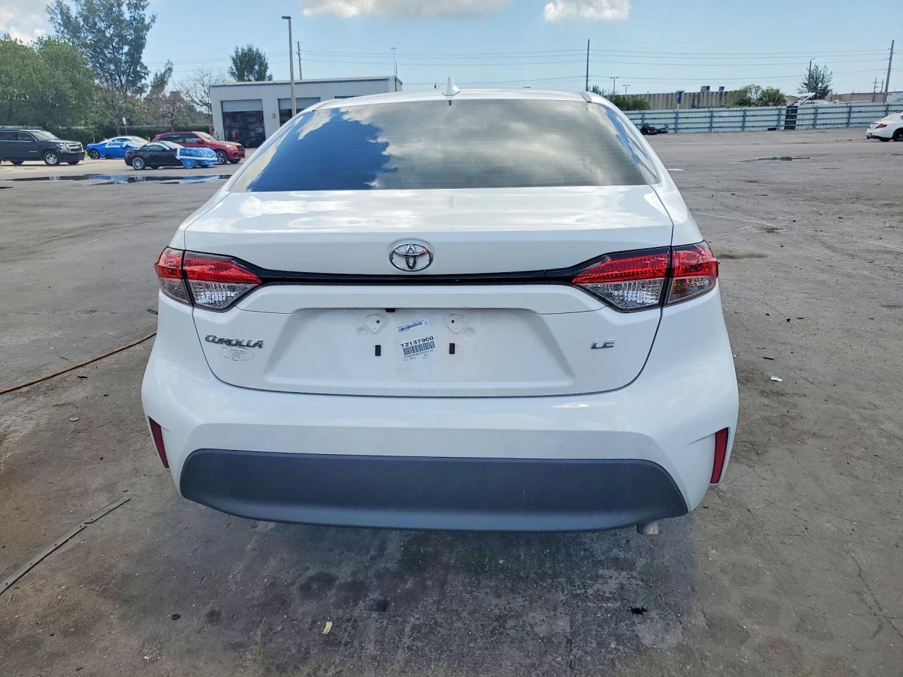 2023 Toyota Corolla Le - Image 6