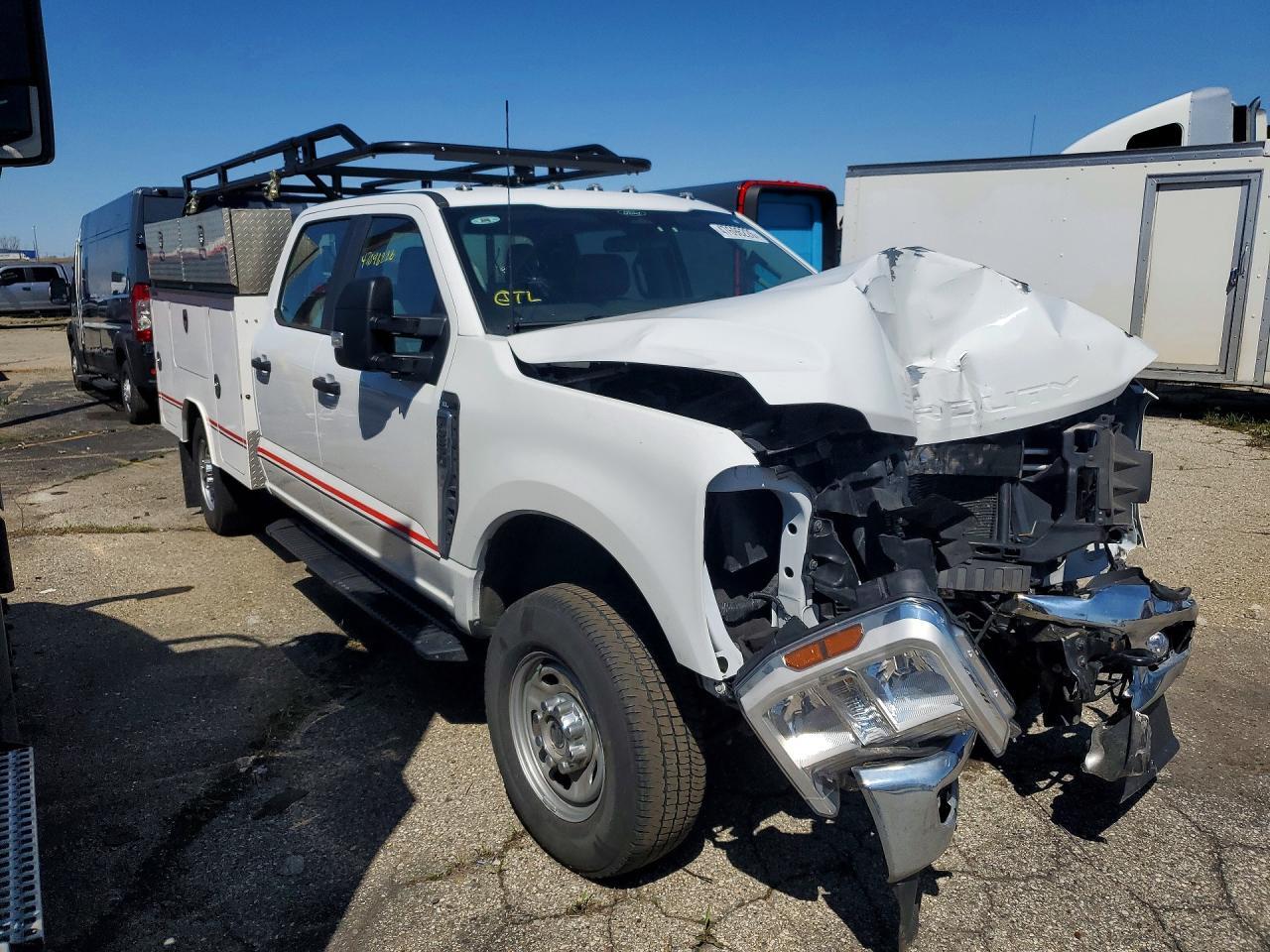 2024 Ford F250 Super Duty Utility / Service Truck - Фото 4