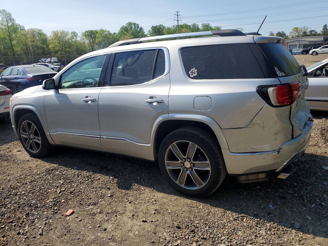 2019 GMC Acadia Denali - Image 2