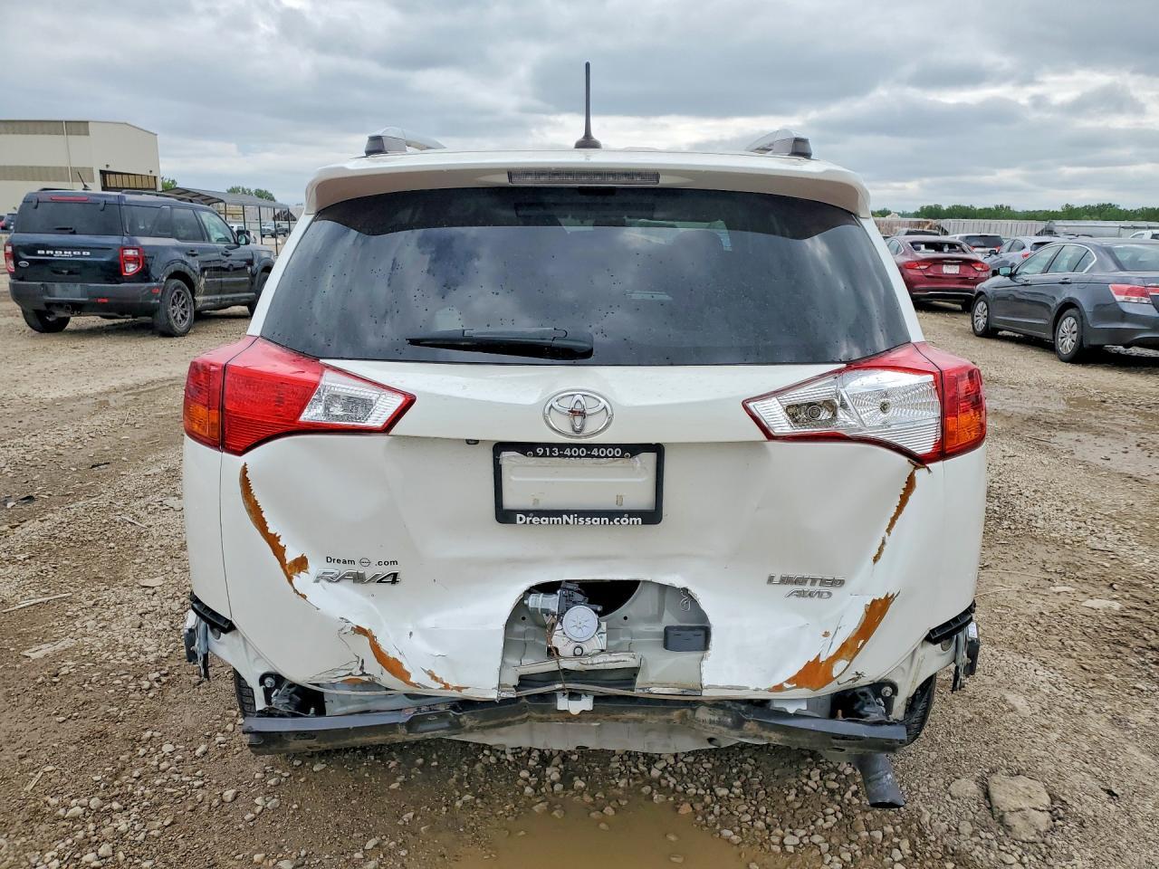 2015 Toyota Rav4 Limited - Image 6