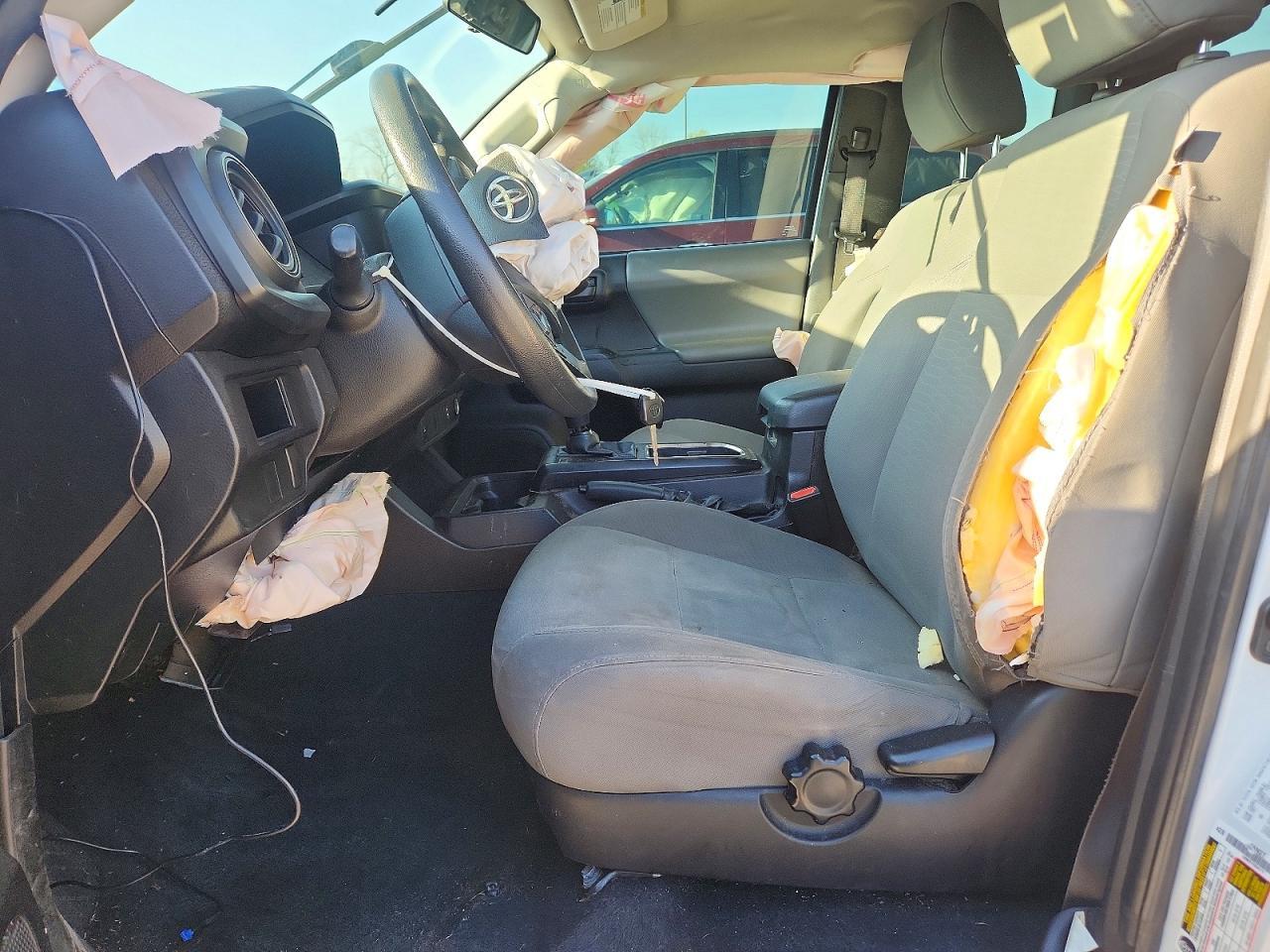 2016 Toyota Tacoma Sr - Image 7