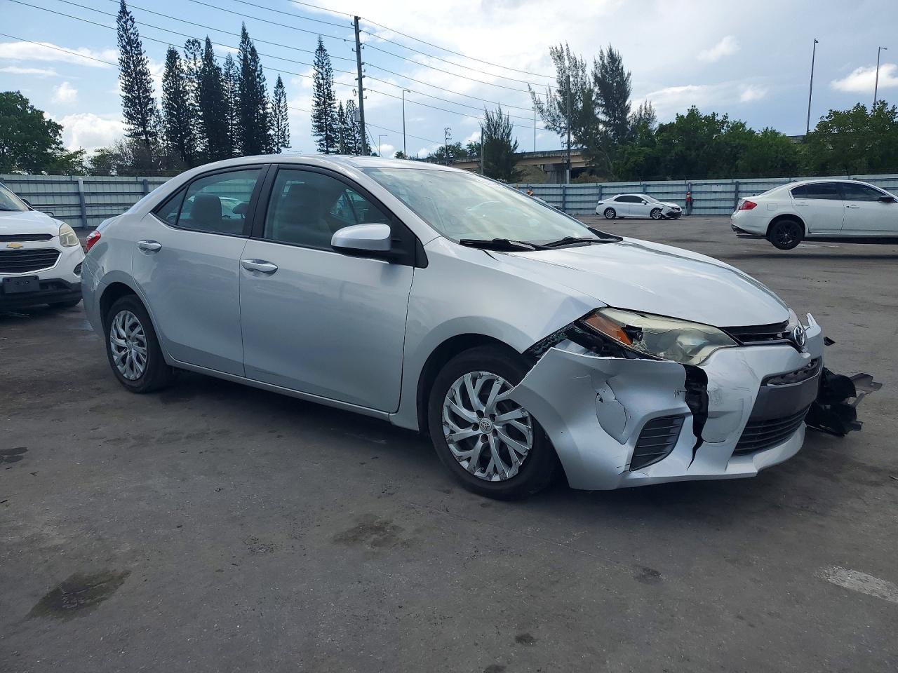 2015 Toyota Corolla Le - Image 4