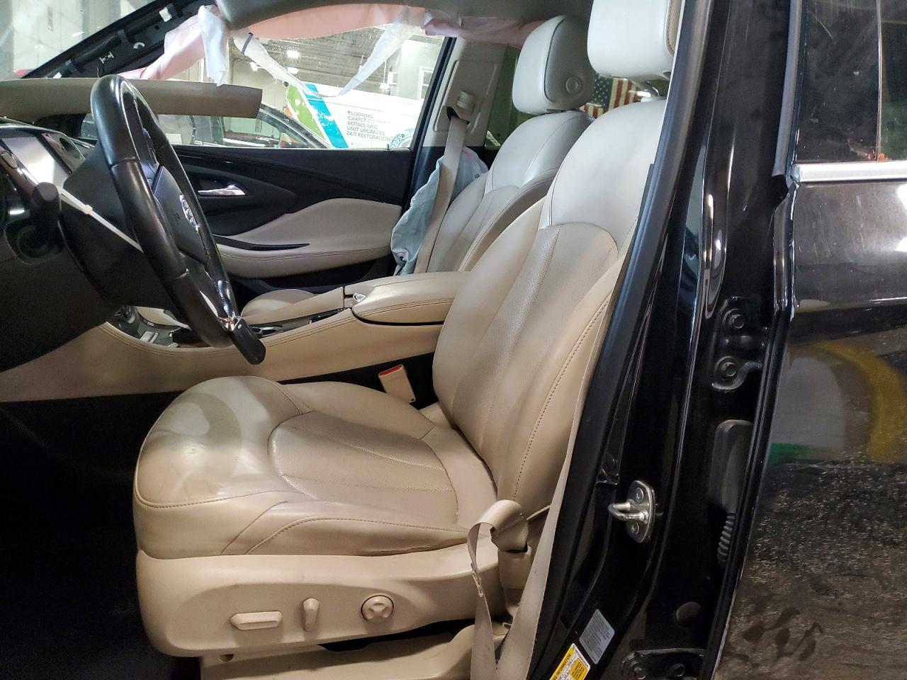 2017 Buick Envision Essence - Image 7