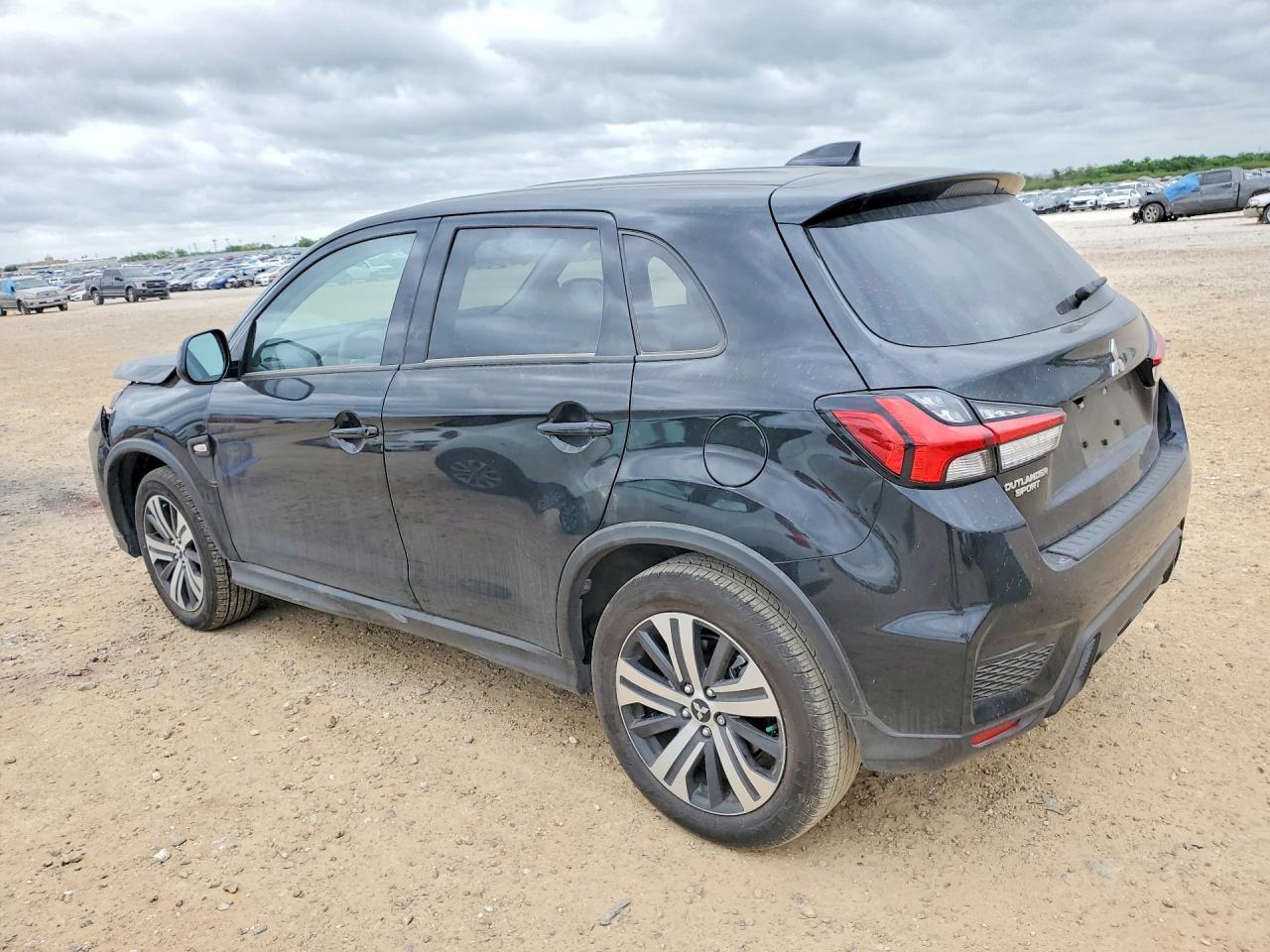 2025 Mitsubishi Outlander Sport S - Фото 2
