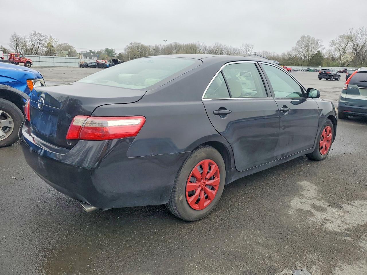 2007 Toyota Camry Le - Image 3