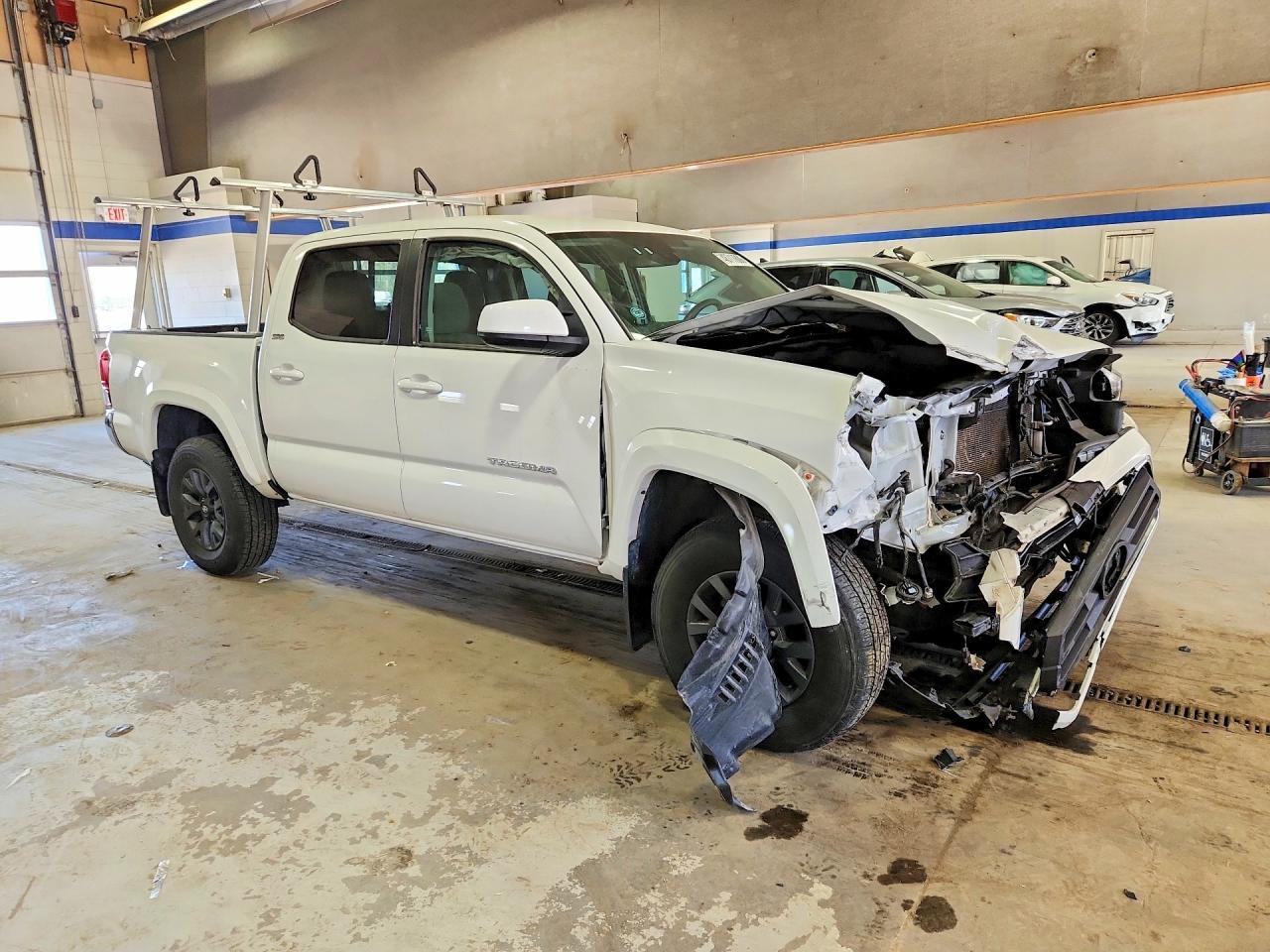 2023 Toyota Tacoma Sr5 - Image 4