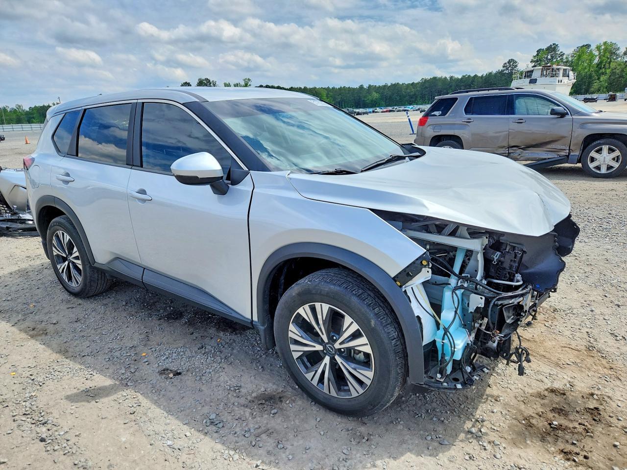 2023 Nissan Rogue Sv - Image 4