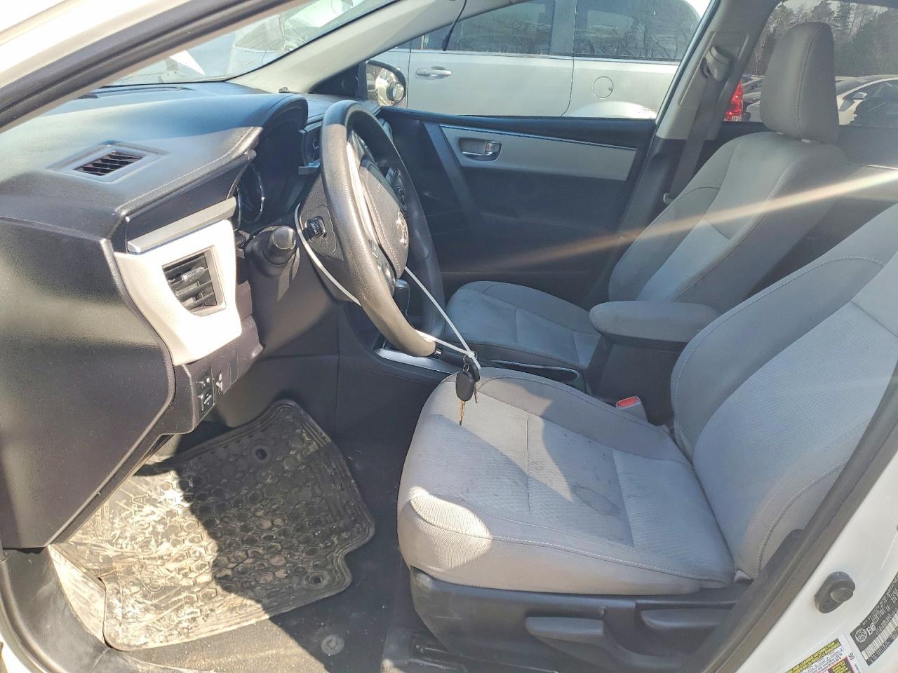 2016 Toyota Corolla L - Фото 7