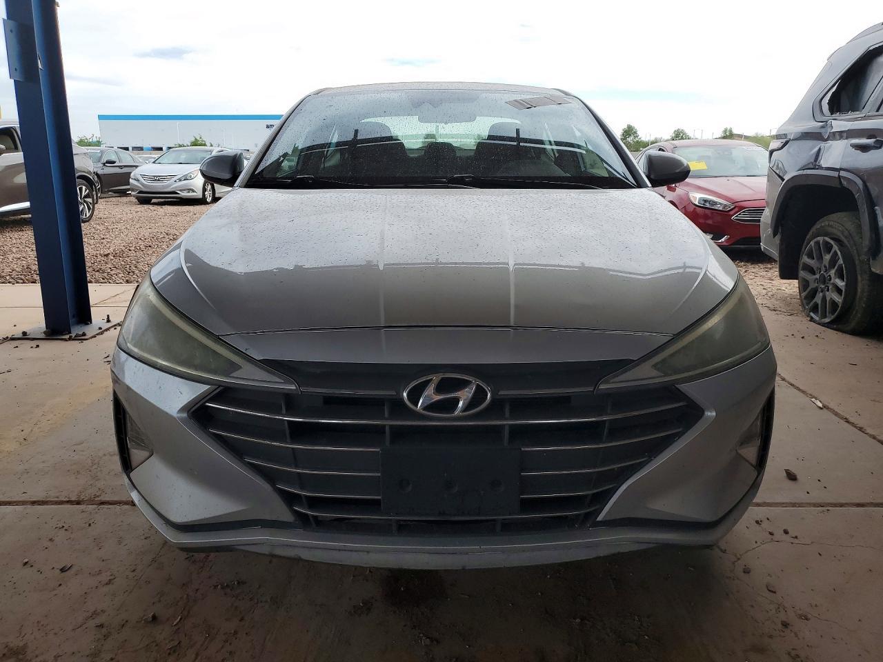 2019 Hyundai Elantra Sel - Фото 5