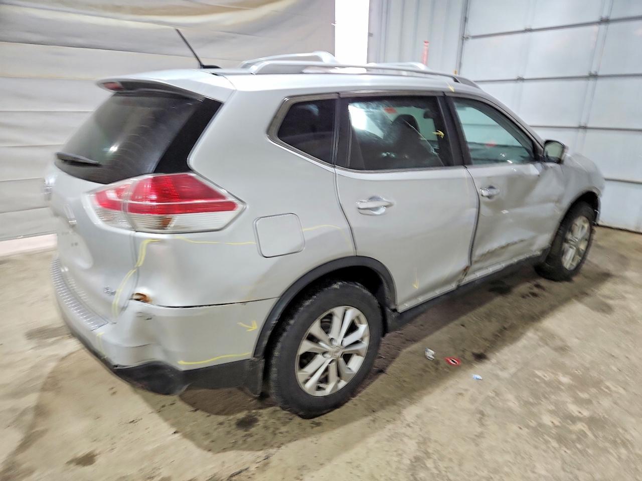 2015 Nissan Rogue Sv - Image 3