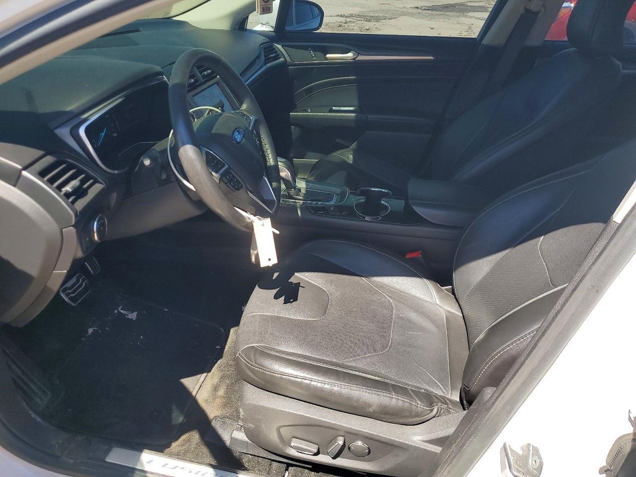 2016 Ford Fusion Titanium - Фото 7