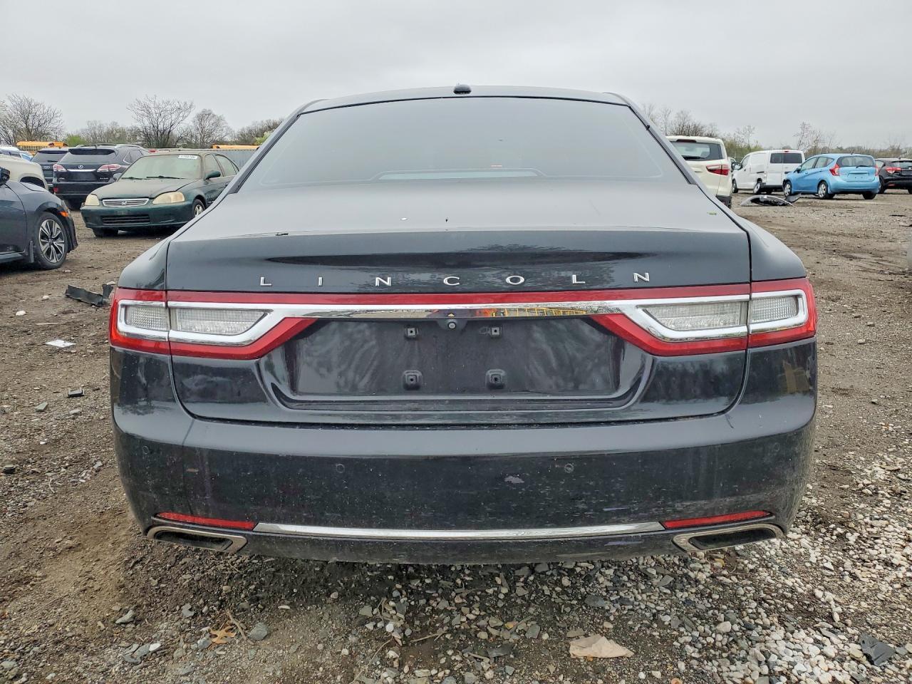 2017 Lincoln Continental Premiere - Фото 6