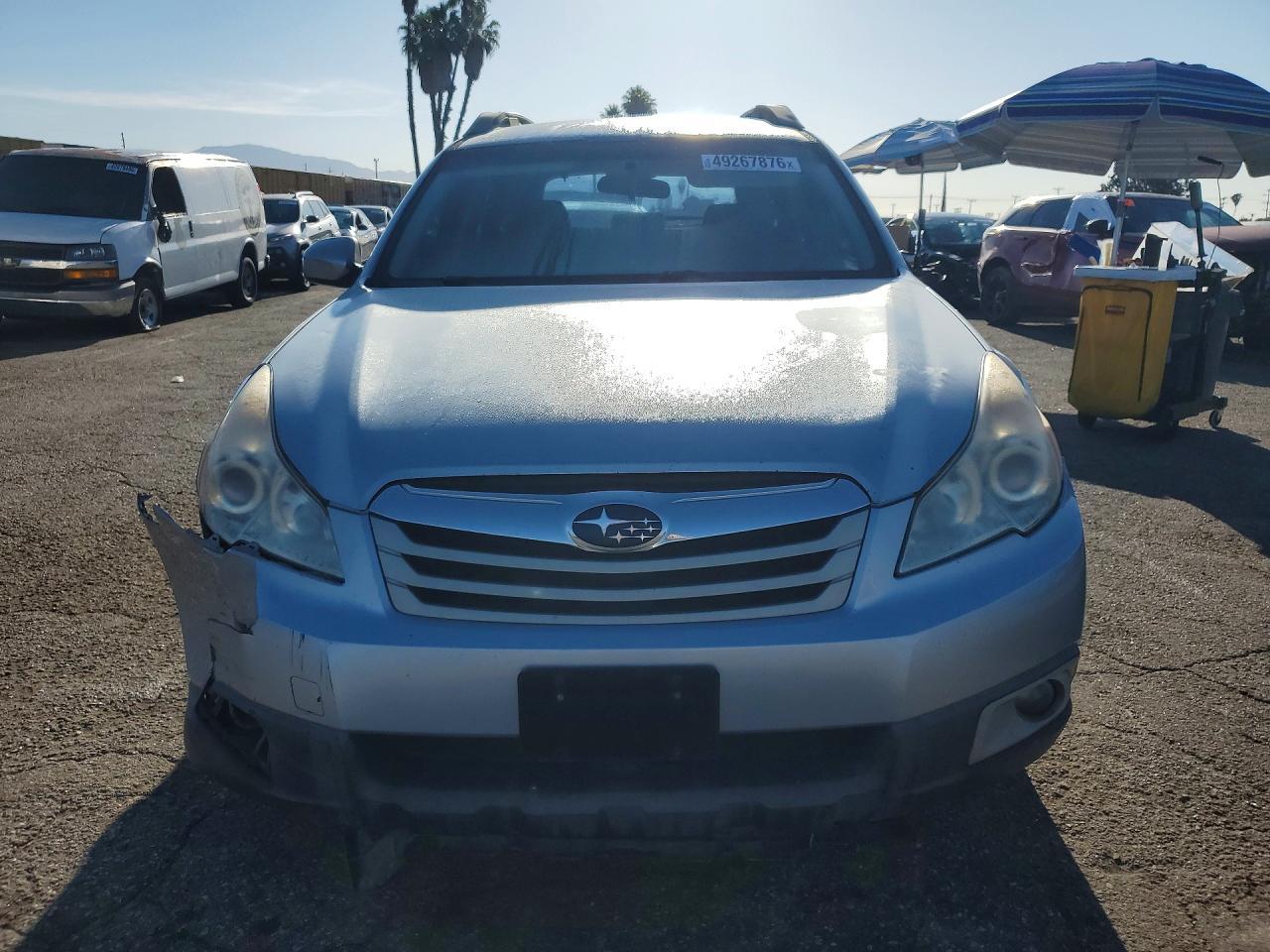 2012 Subaru Outback 2.5I - Image 5