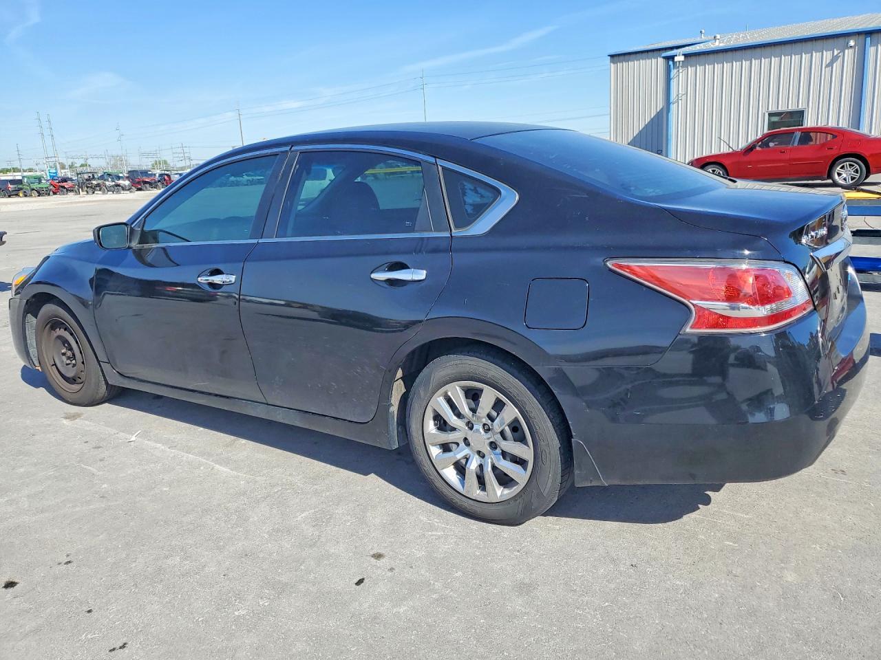 2015 Nissan Altima 2.5 S - Фото 2