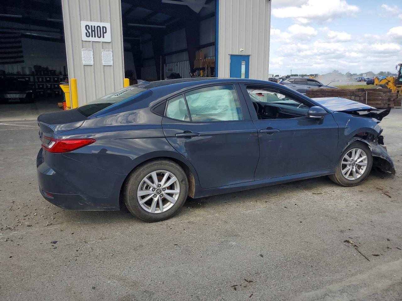 2025 Toyota Camry Le - Image 3