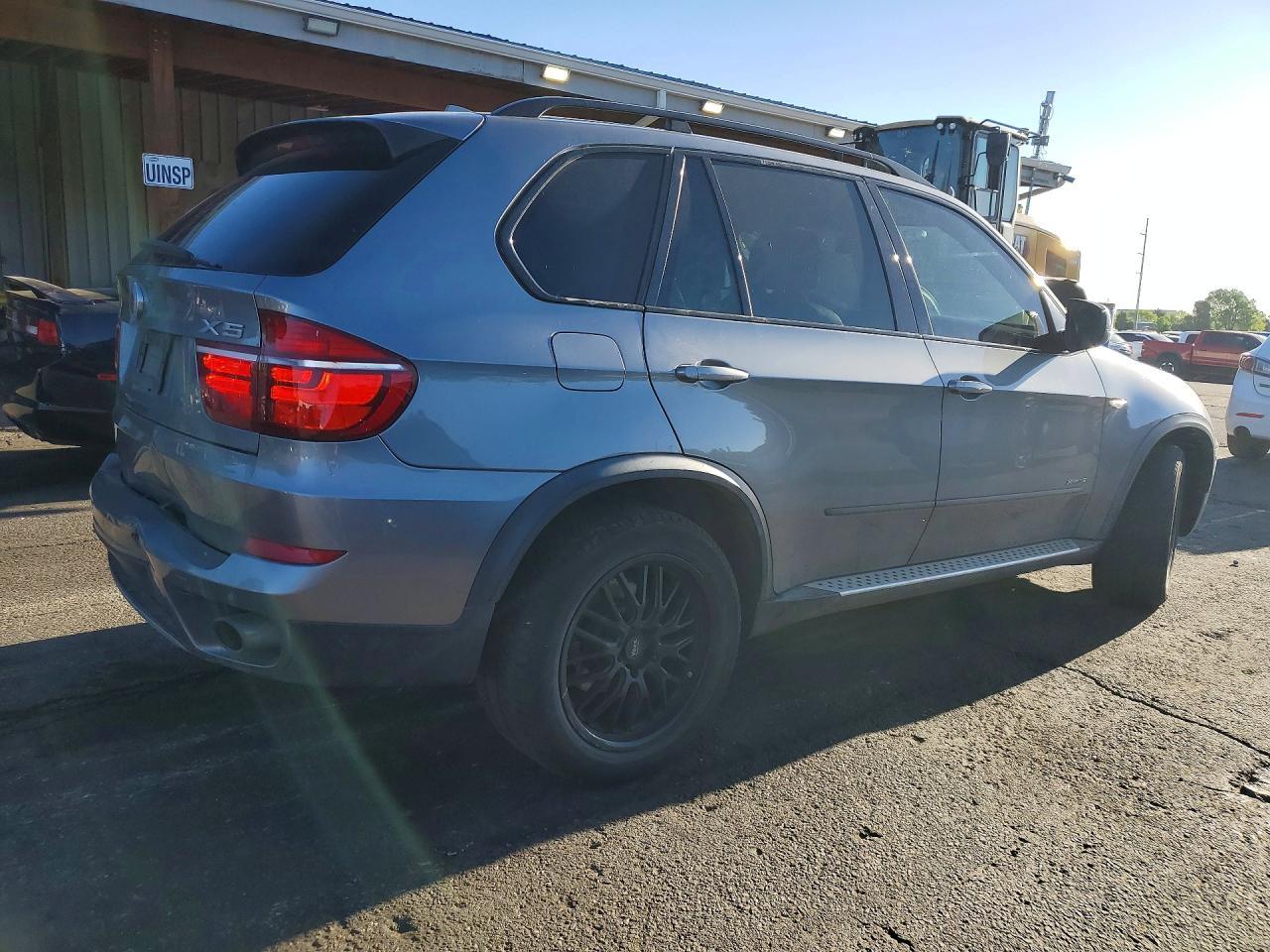 2011 BMW X5 xDrive35I - Image 3