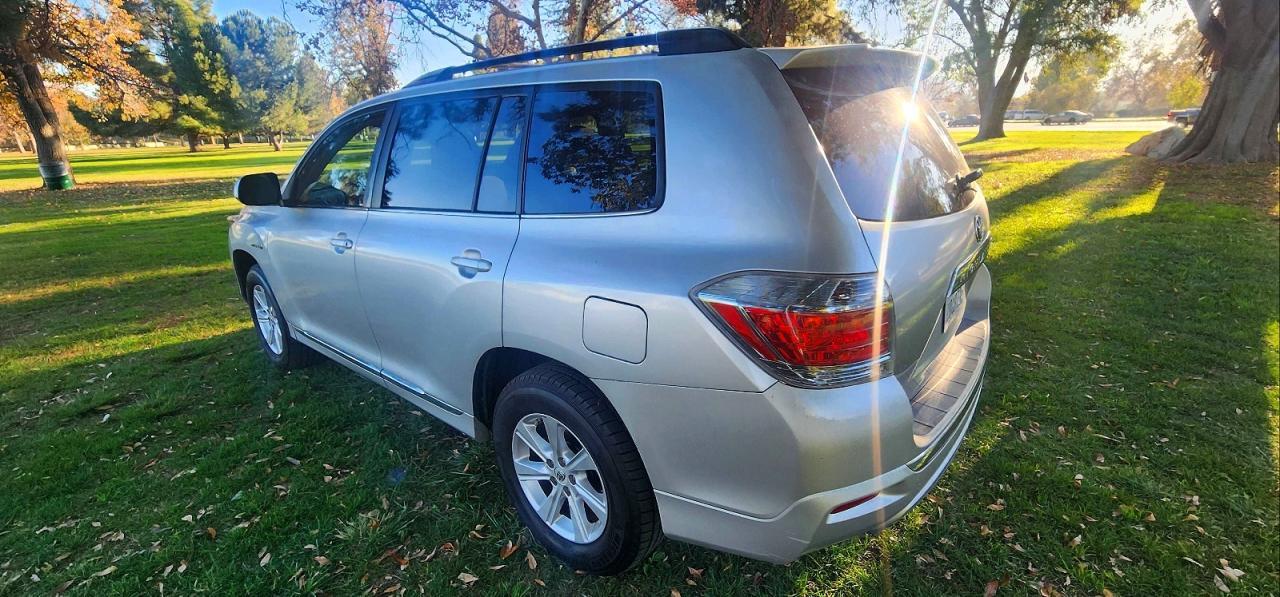 2012 Toyota Highlander Hybrid Base - Фото 3