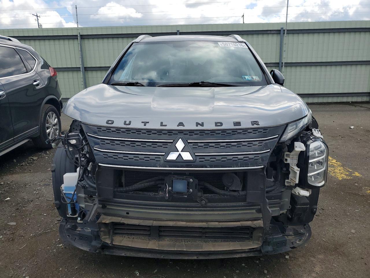 2022 Mitsubishi Outlander Sel - Фото 5