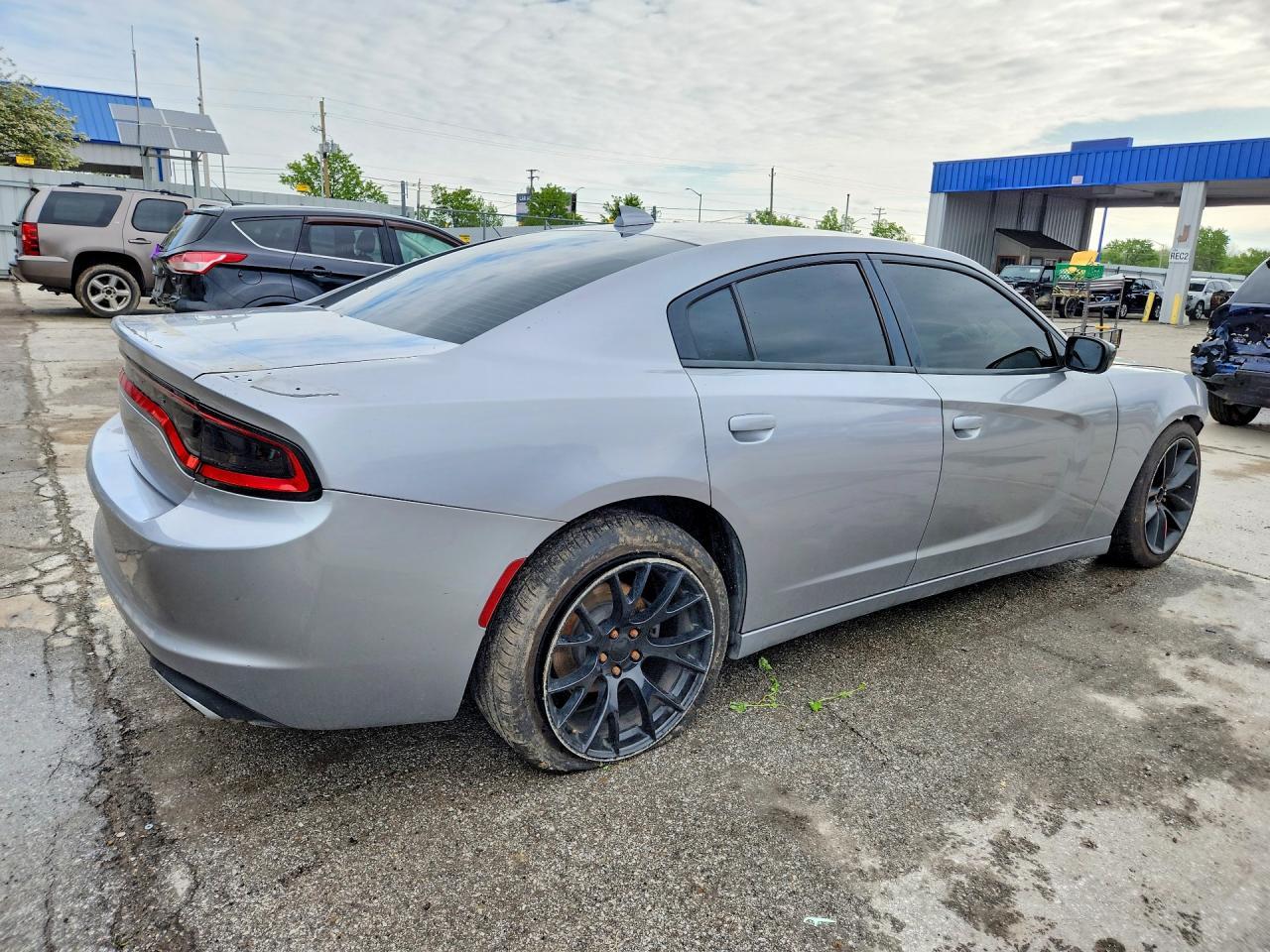 2016 Dodge Charger R - Фото 3