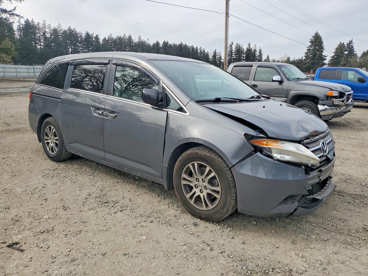 2013 Honda Odyssey Exl - Image 4