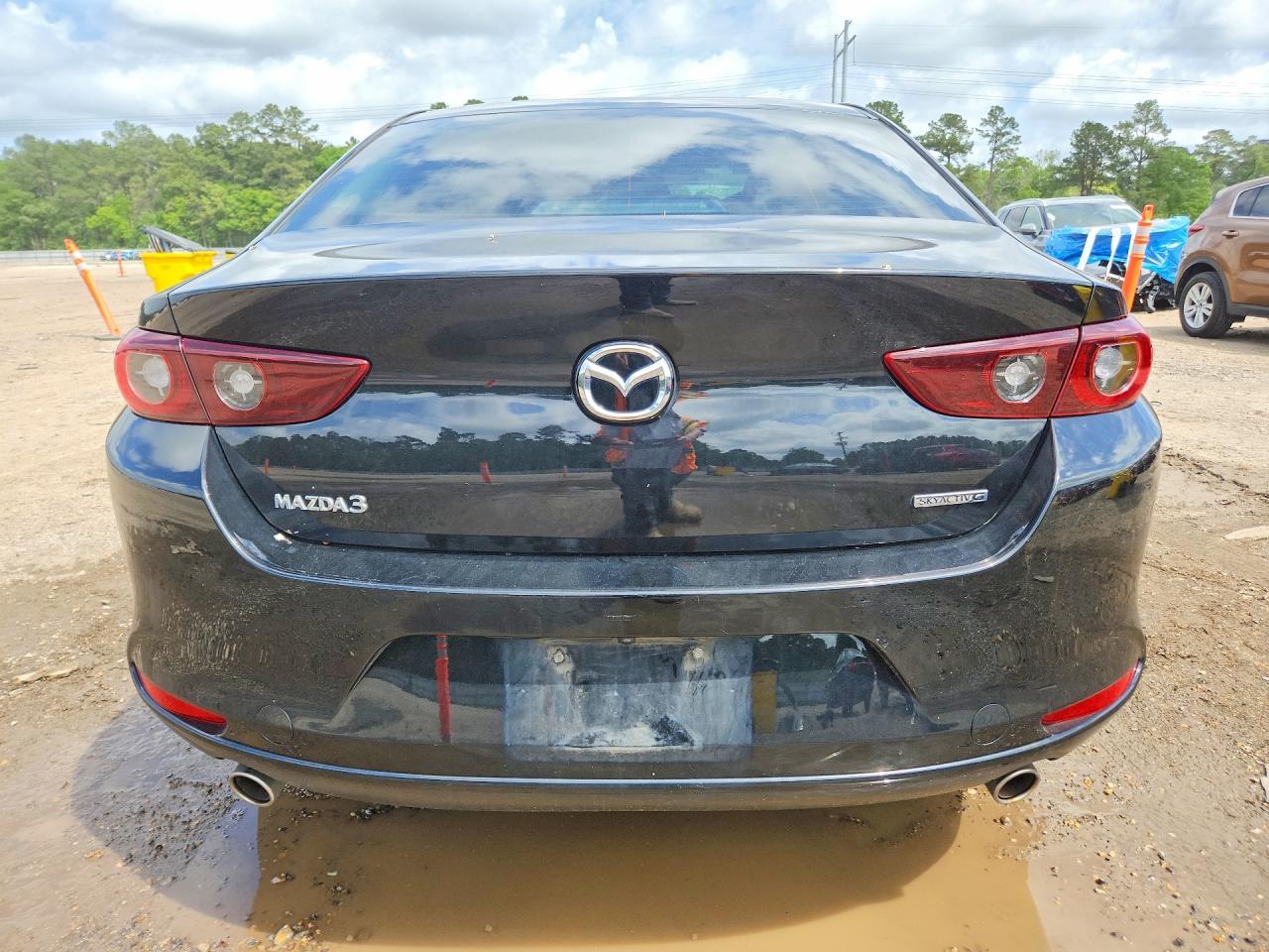 2024 Mazda 3 - Image 6