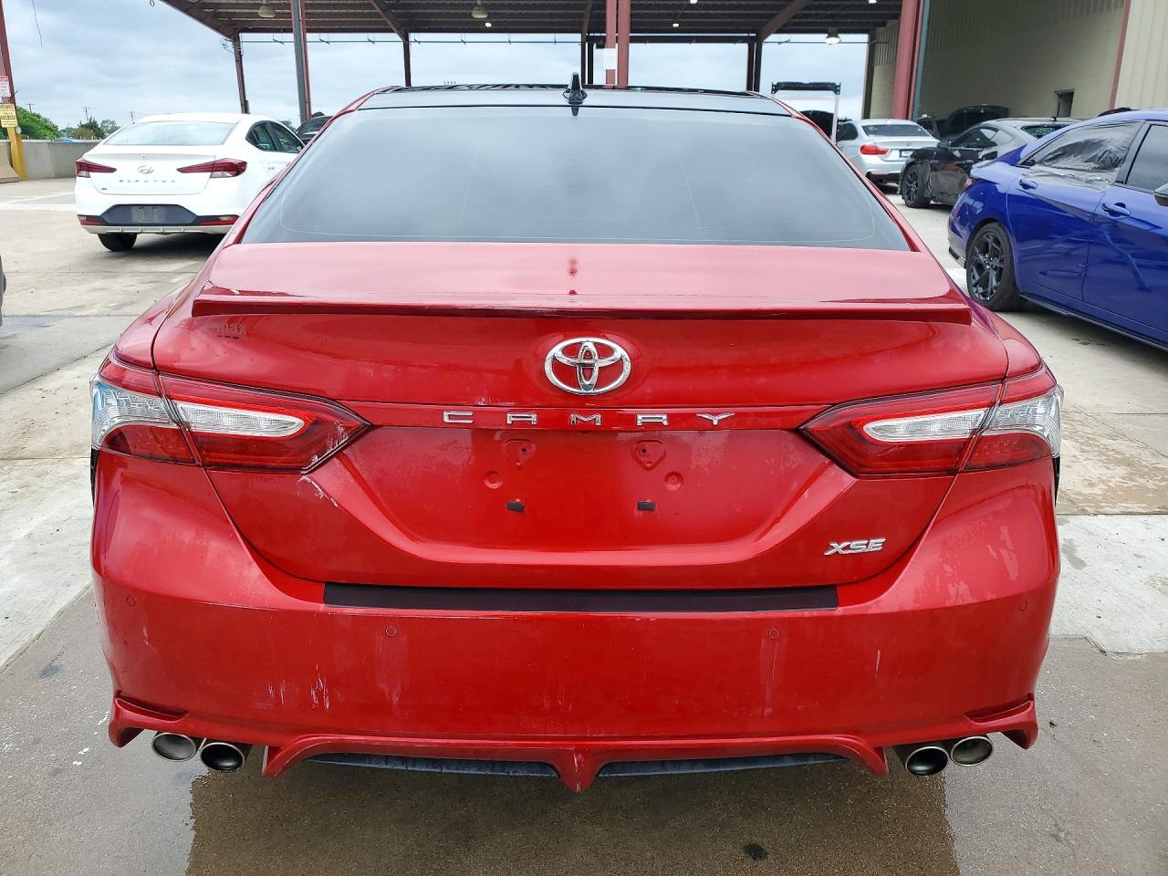2019 Toyota Camry Xse - Image 6