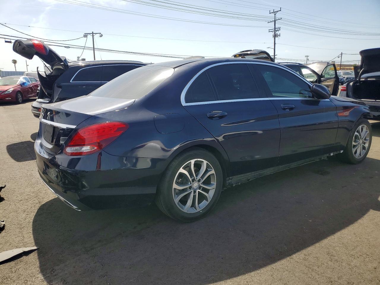 2017 Mercedes-Benz C 300 - Фото 3