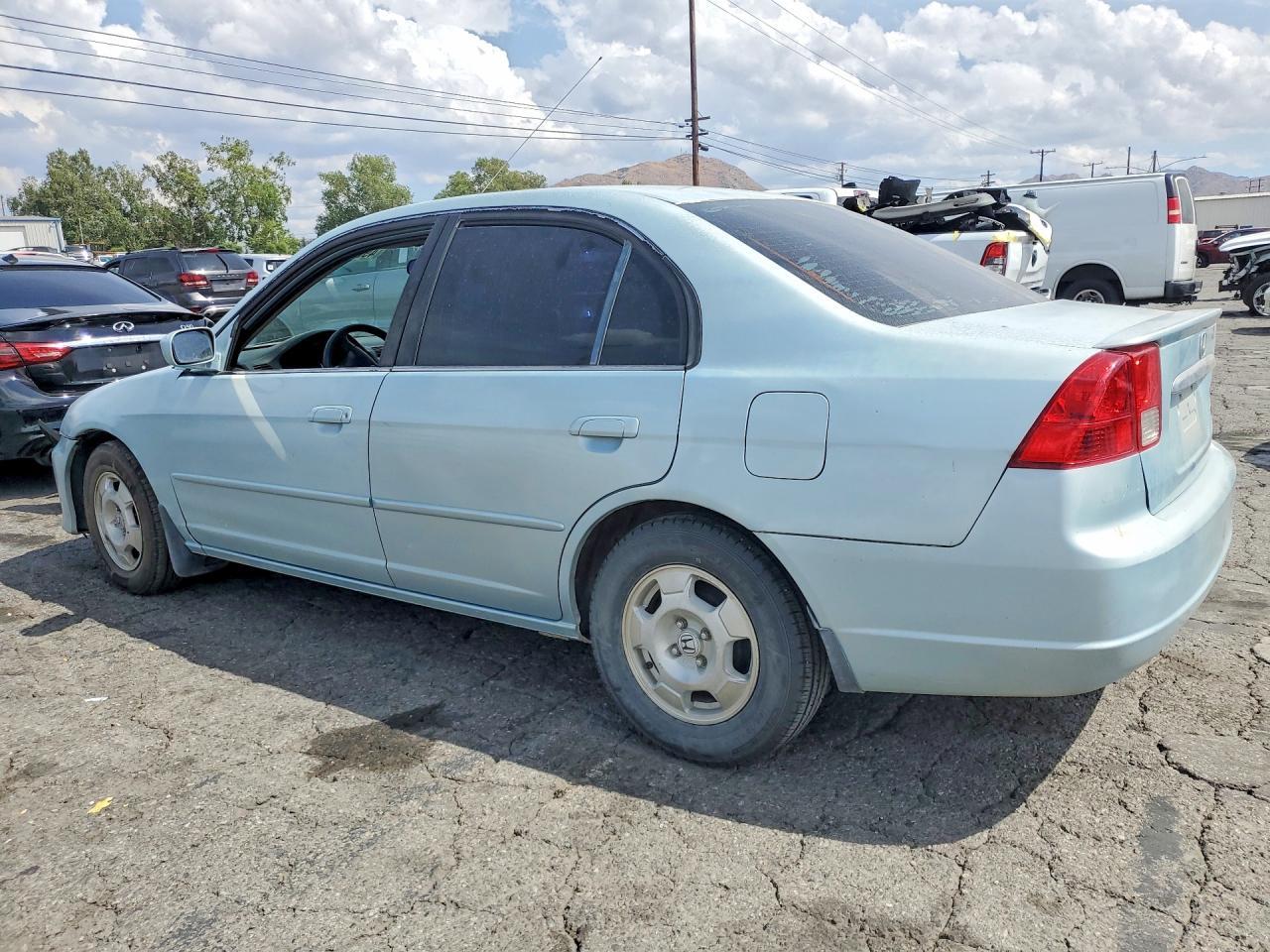 2003 Honda Civic Hybrid - Image 2