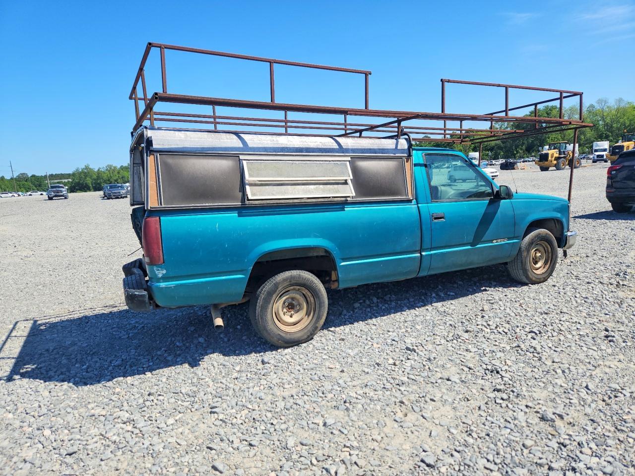 1995 Chevrolet Gmt-400 C1500 - Image 3