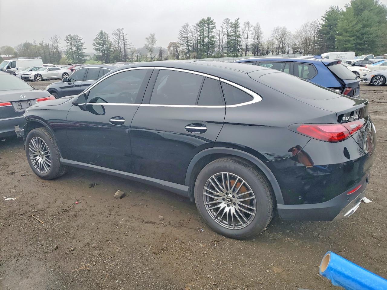 2025 Mercedes-Benz Glc Coupe 300 4Matic - Image 2