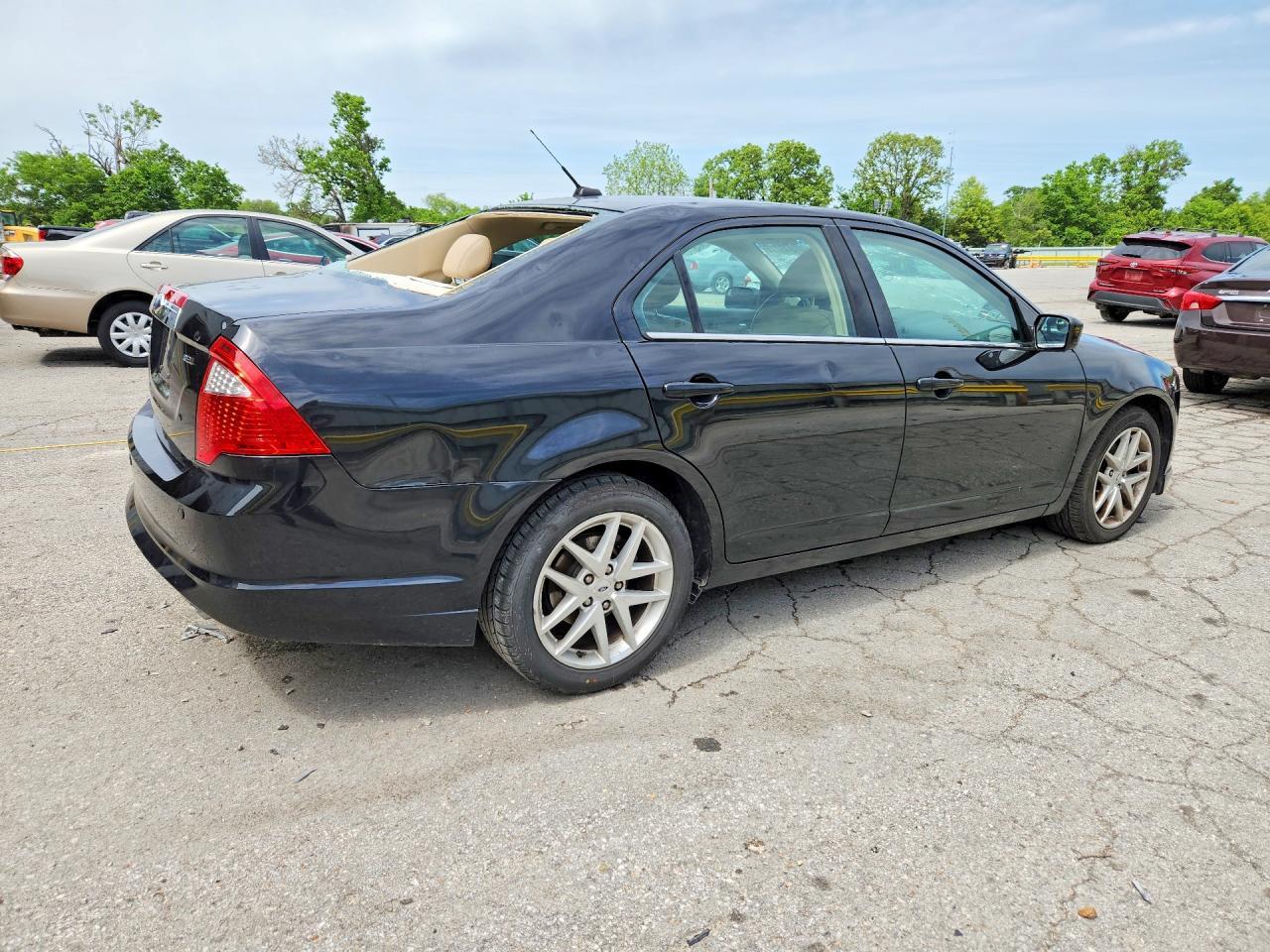 2012 Ford Fusion Sel - Image 3