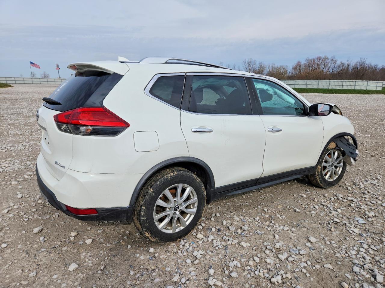 2017 Nissan Rogue Sv - Фото 3