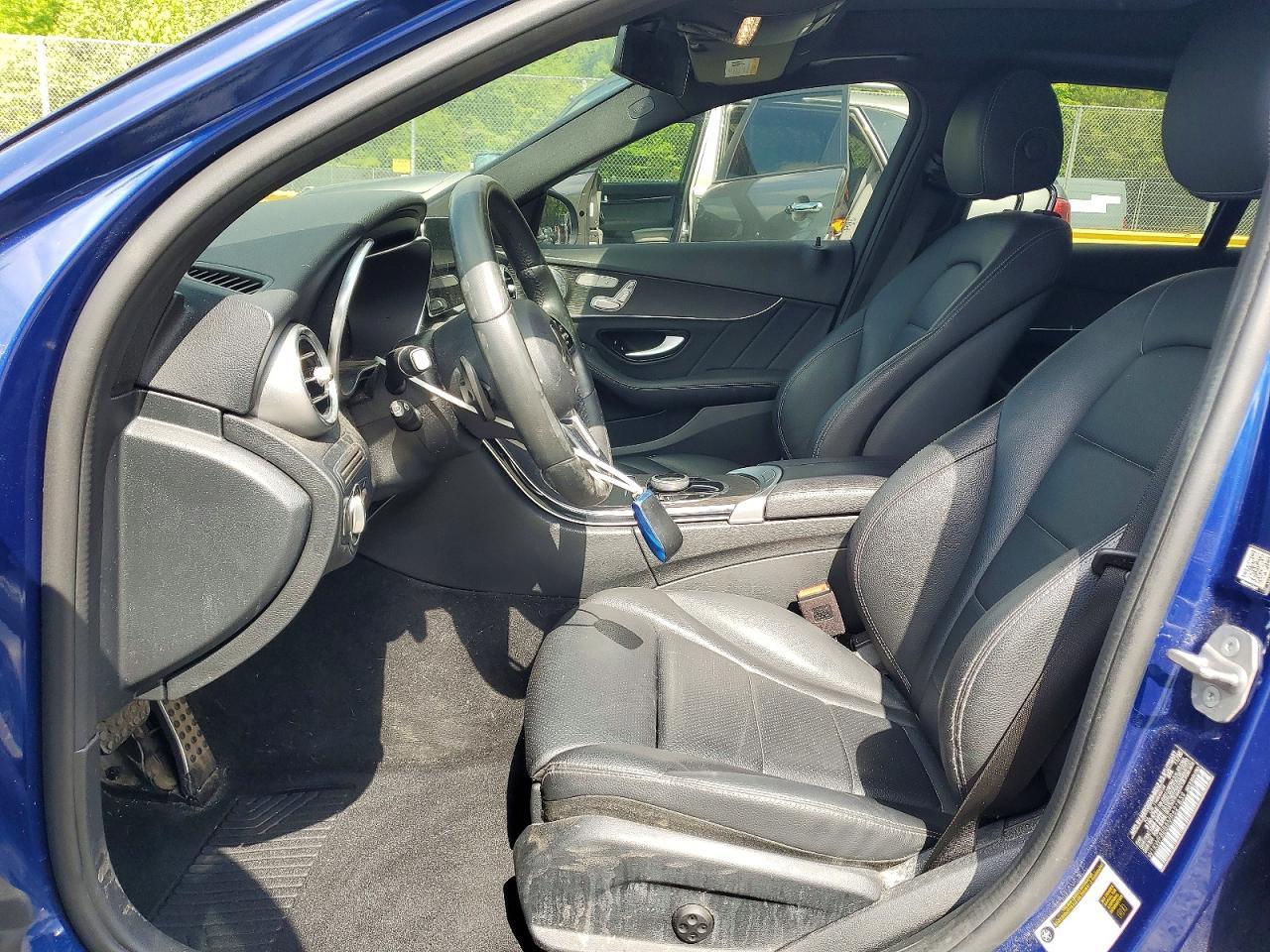 2021 Mercedes-Benz C 300 4Matic - Фото 7
