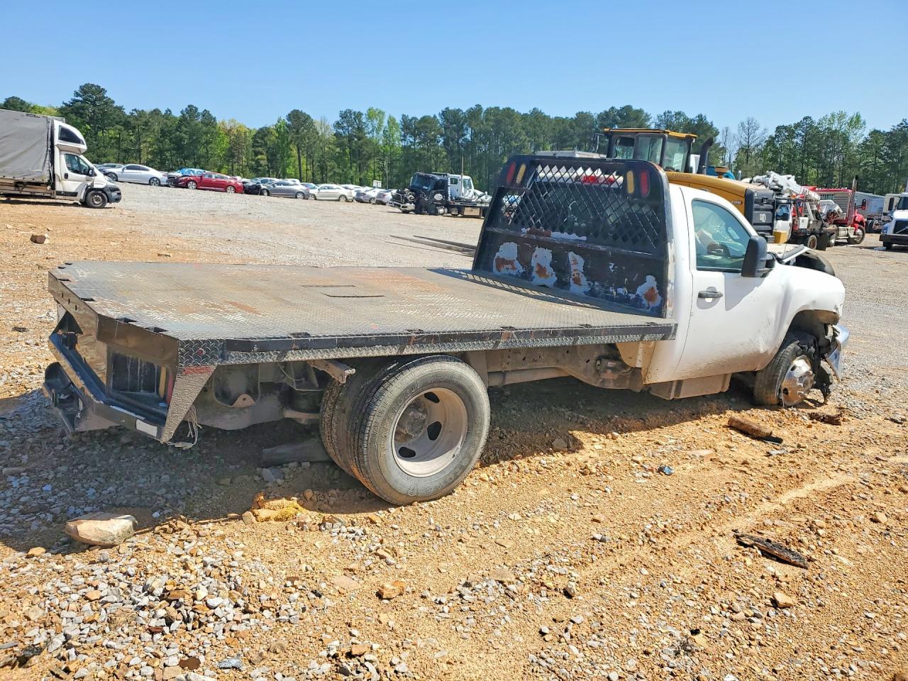 2014 Chevrolet Silverado Flatbed Truck - Фото 3
