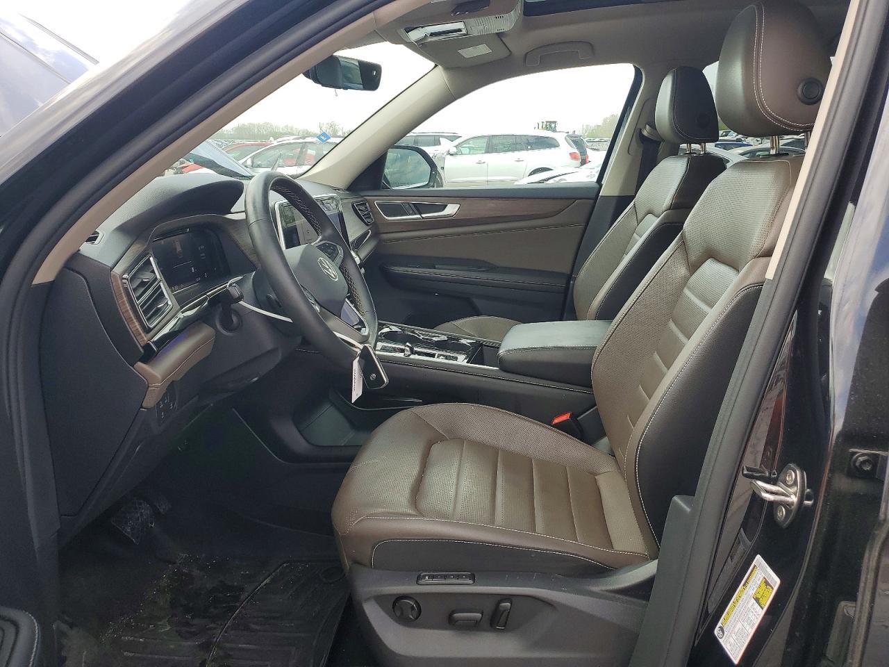 2024 Volkswagen Atlas Sel - Image 7