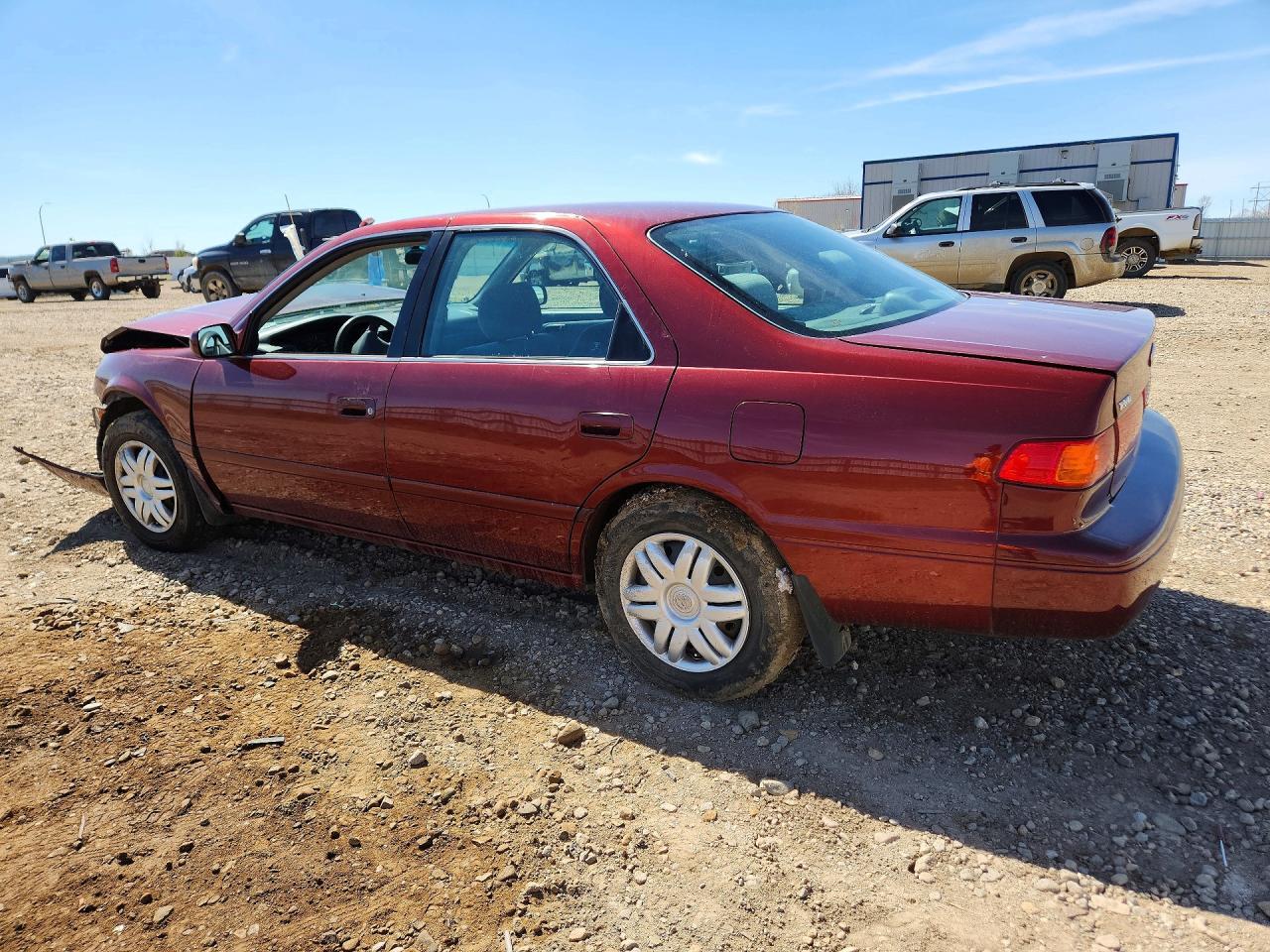 2001 Toyota Camry Le - Image 2