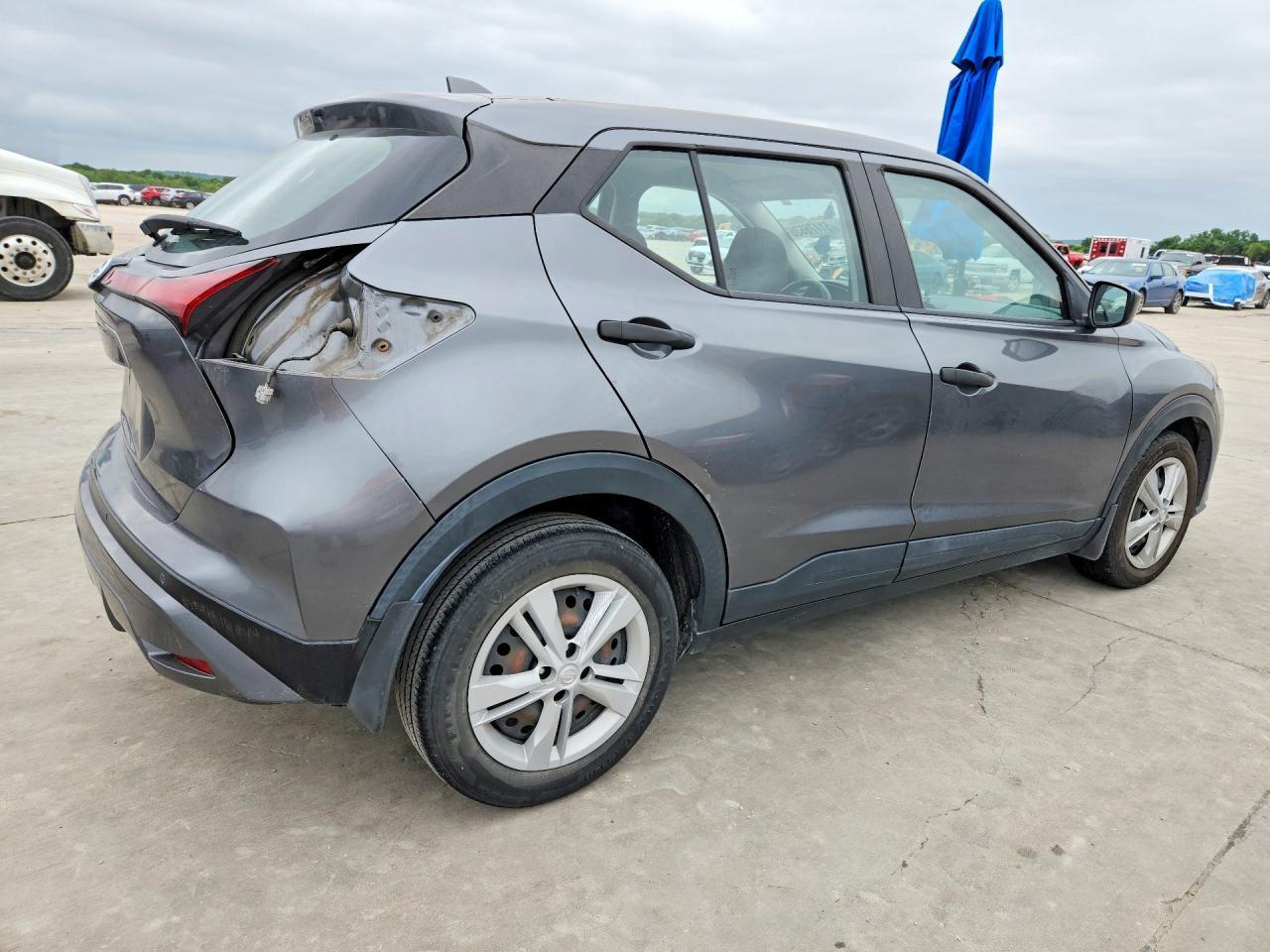 2021 Nissan Kicks - Фото 3