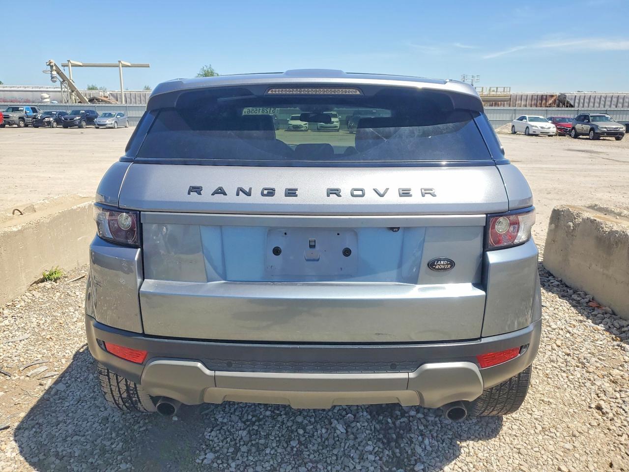 2012 Land Rover Range Rover Evoque Pure Premium - Image 6