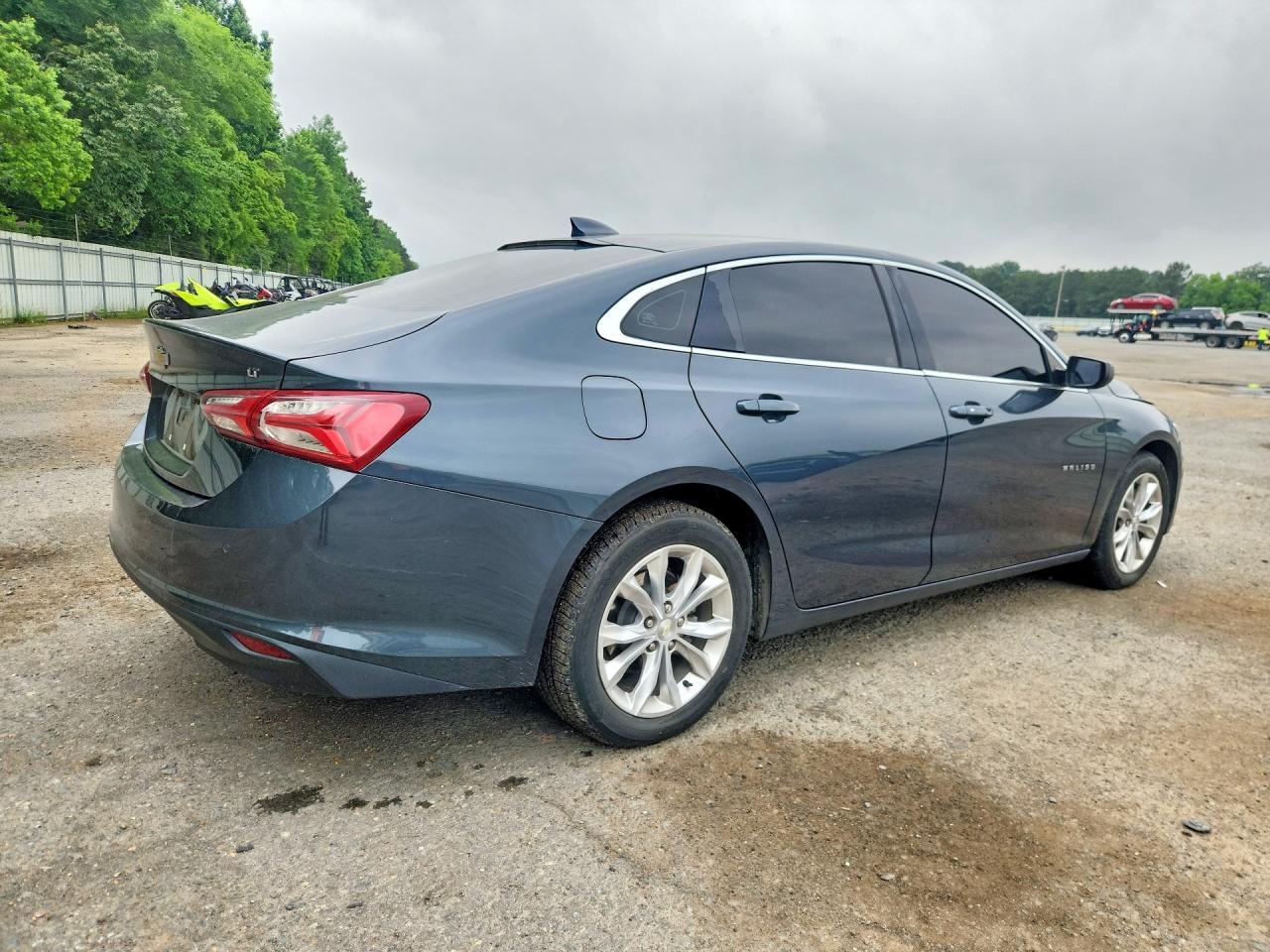 2021 Chevrolet Malibu Lt - Image 3