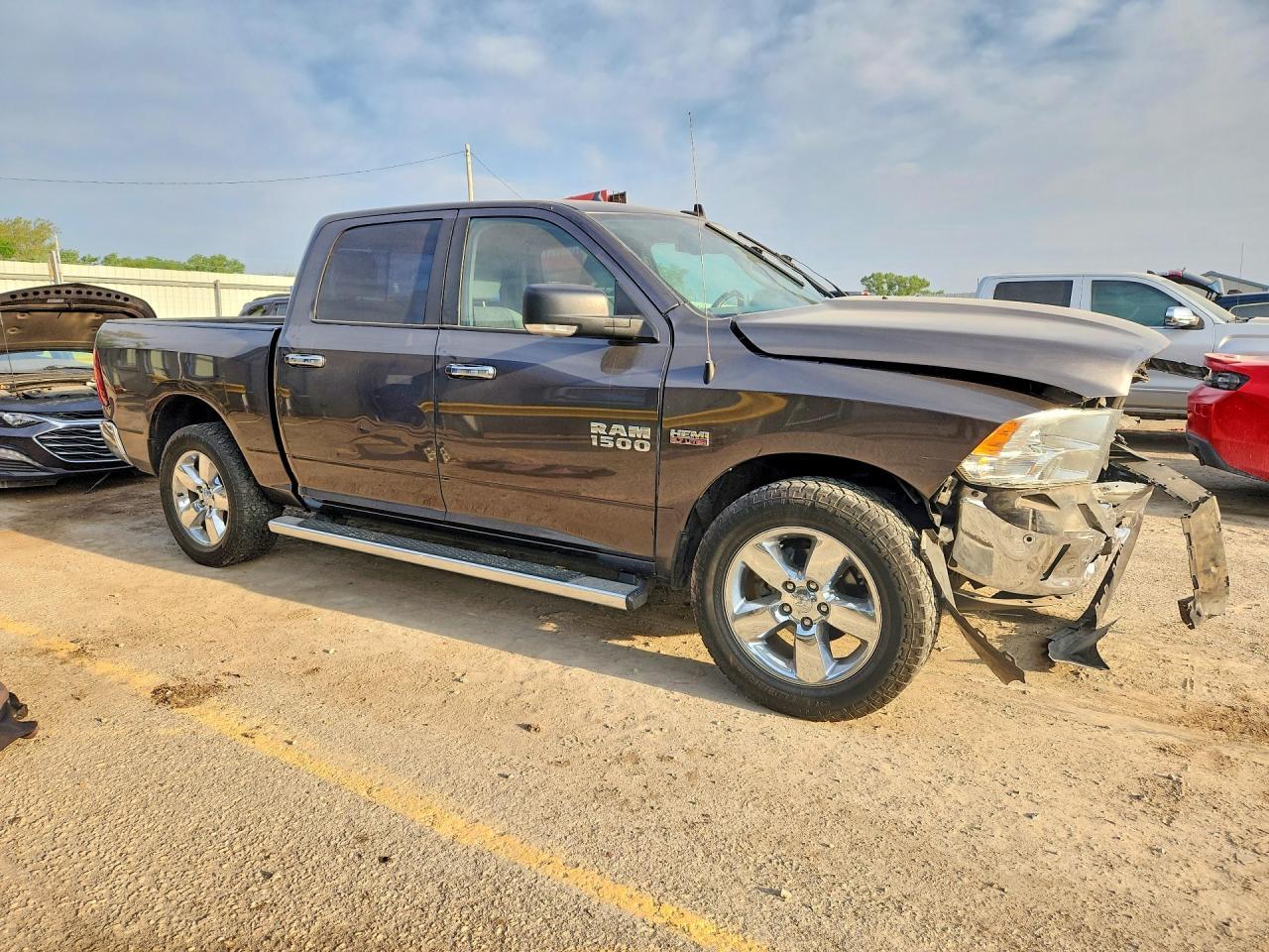 2016 Ram 1500 Slt - Image 4