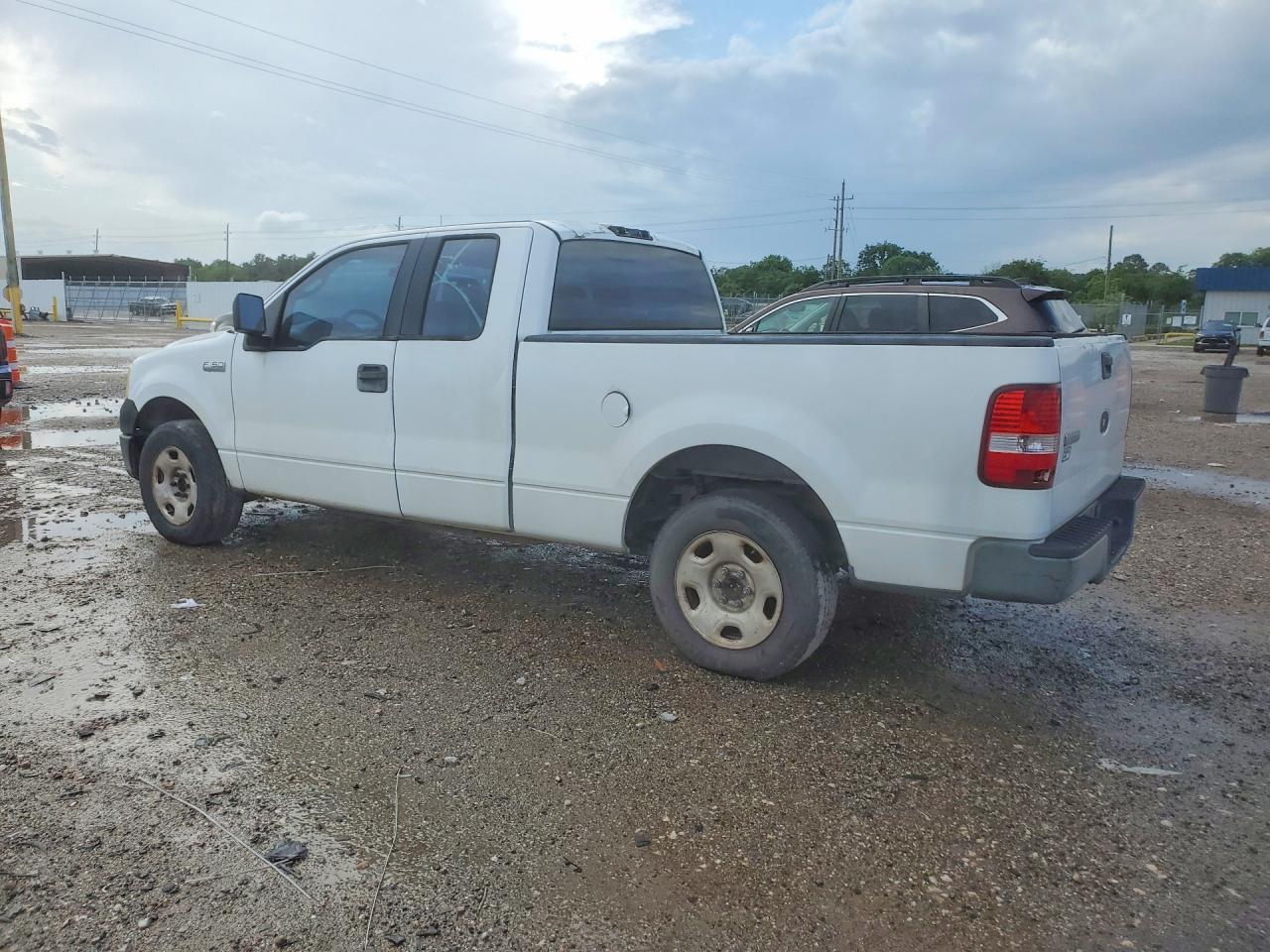 2006 Ford F150 - Image 2