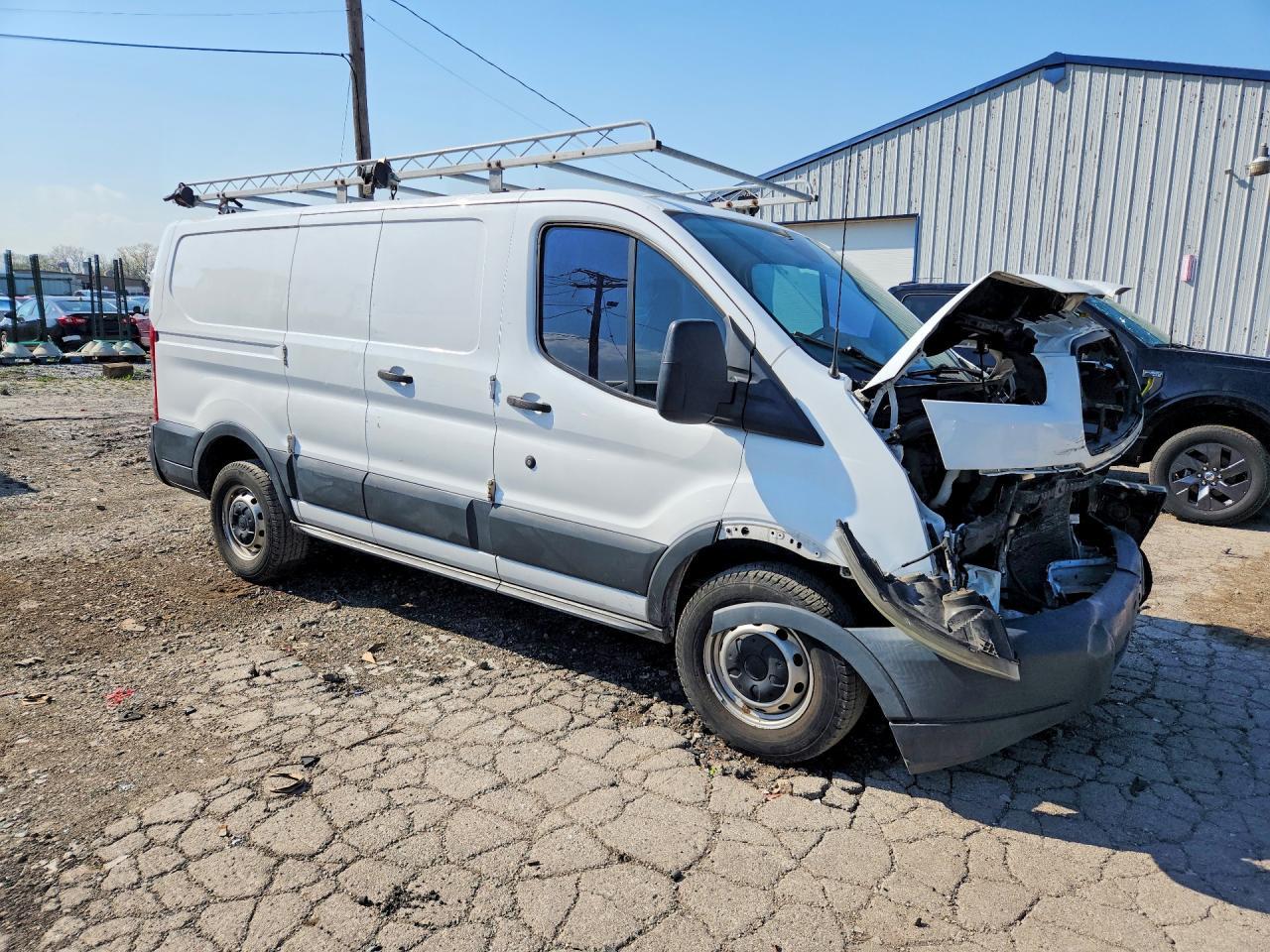 2015 Ford Transit T-250 - Фото 4
