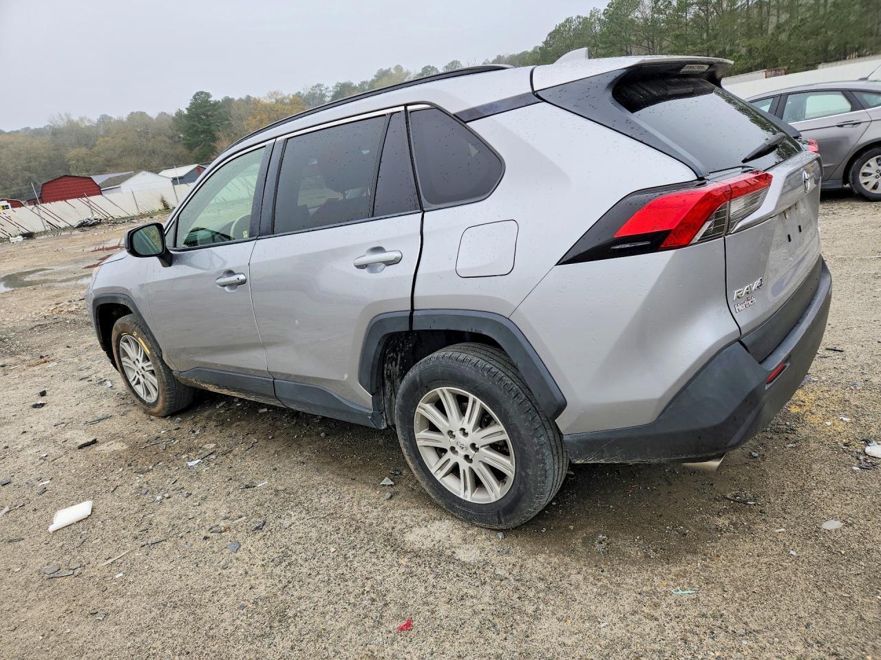 2019 Toyota Rav4 Le - Фото 2