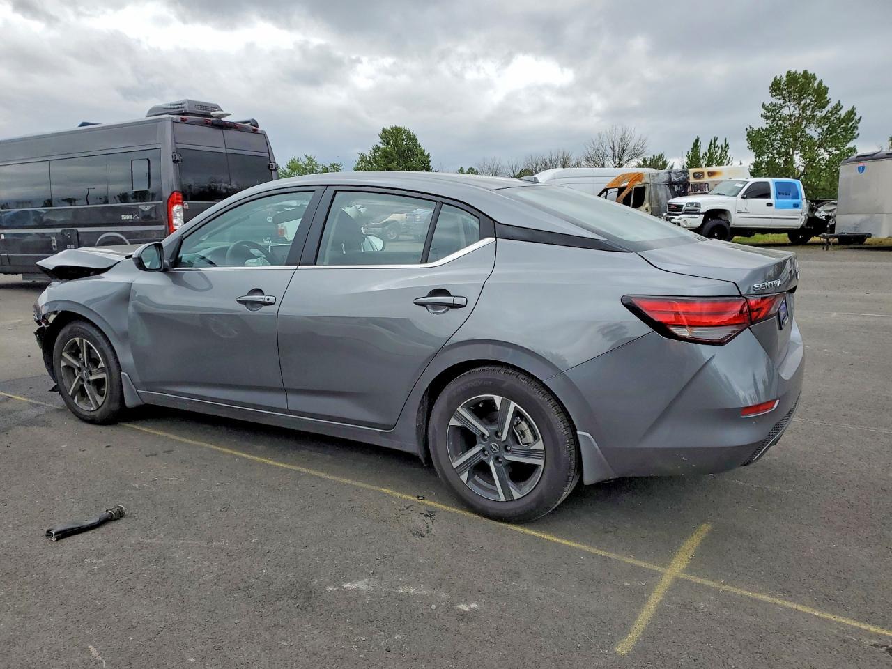 2025 Nissan Sentra Sv - Image 2