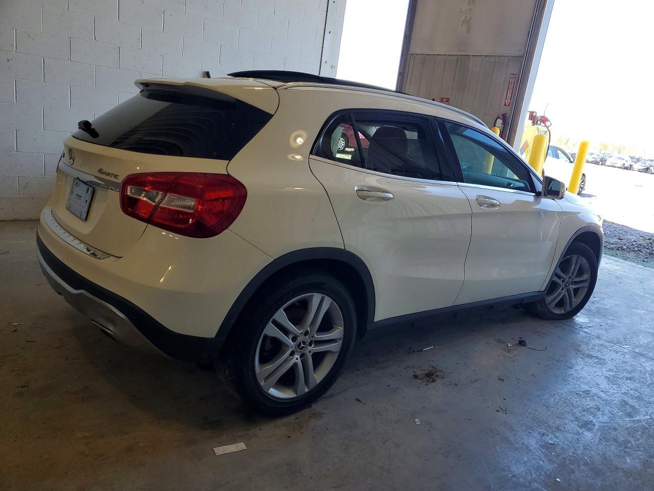 2019 Mercedes-Benz Gla 250 4Matic - Image 3