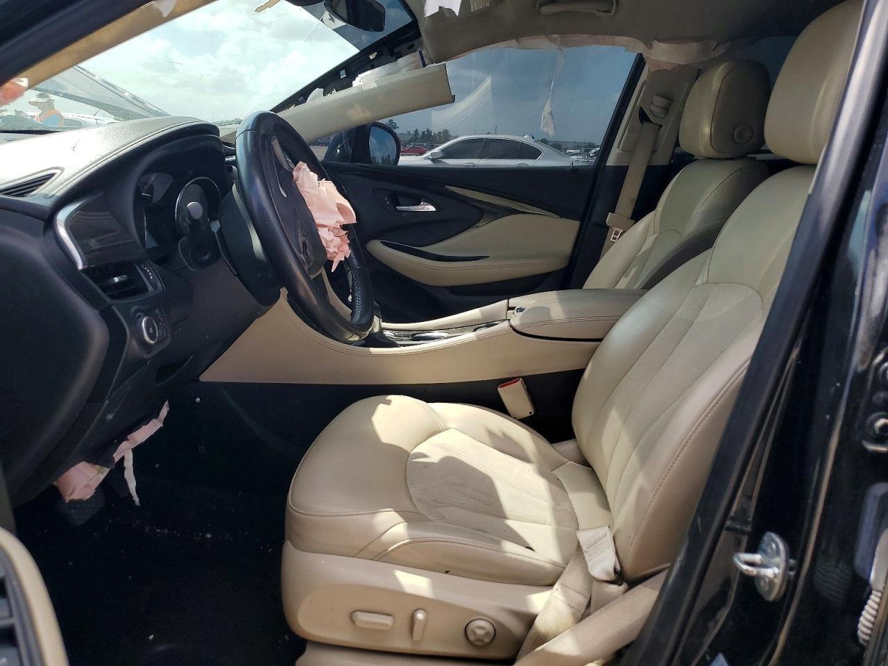 2020 Buick 4 Door - Image 7