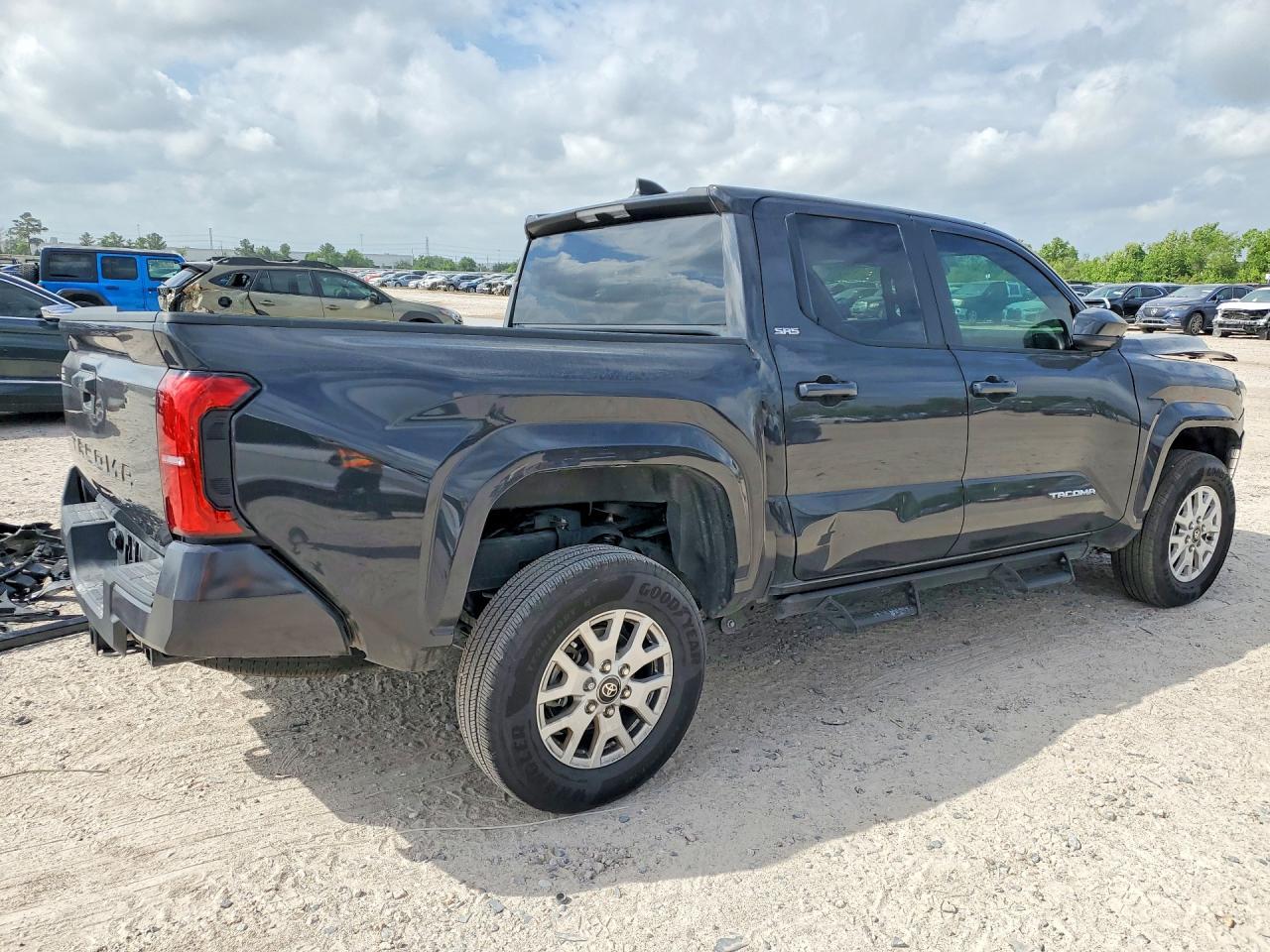 2025 Toyota Tacoma Sr5 - Фото 3