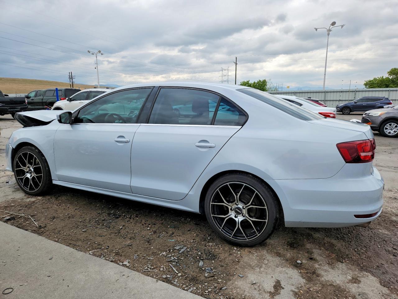 2017 Volkswagen Jetta S - Фото 2